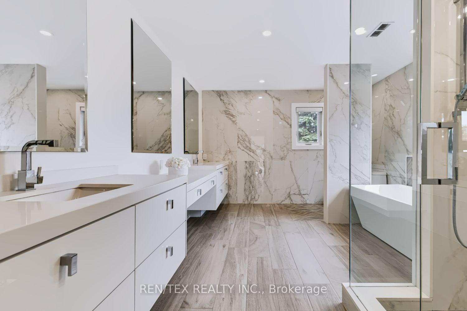 Photo 16 of 84 Wilshire Boulevard, Vaughan, East Woodbridge — HOMEH