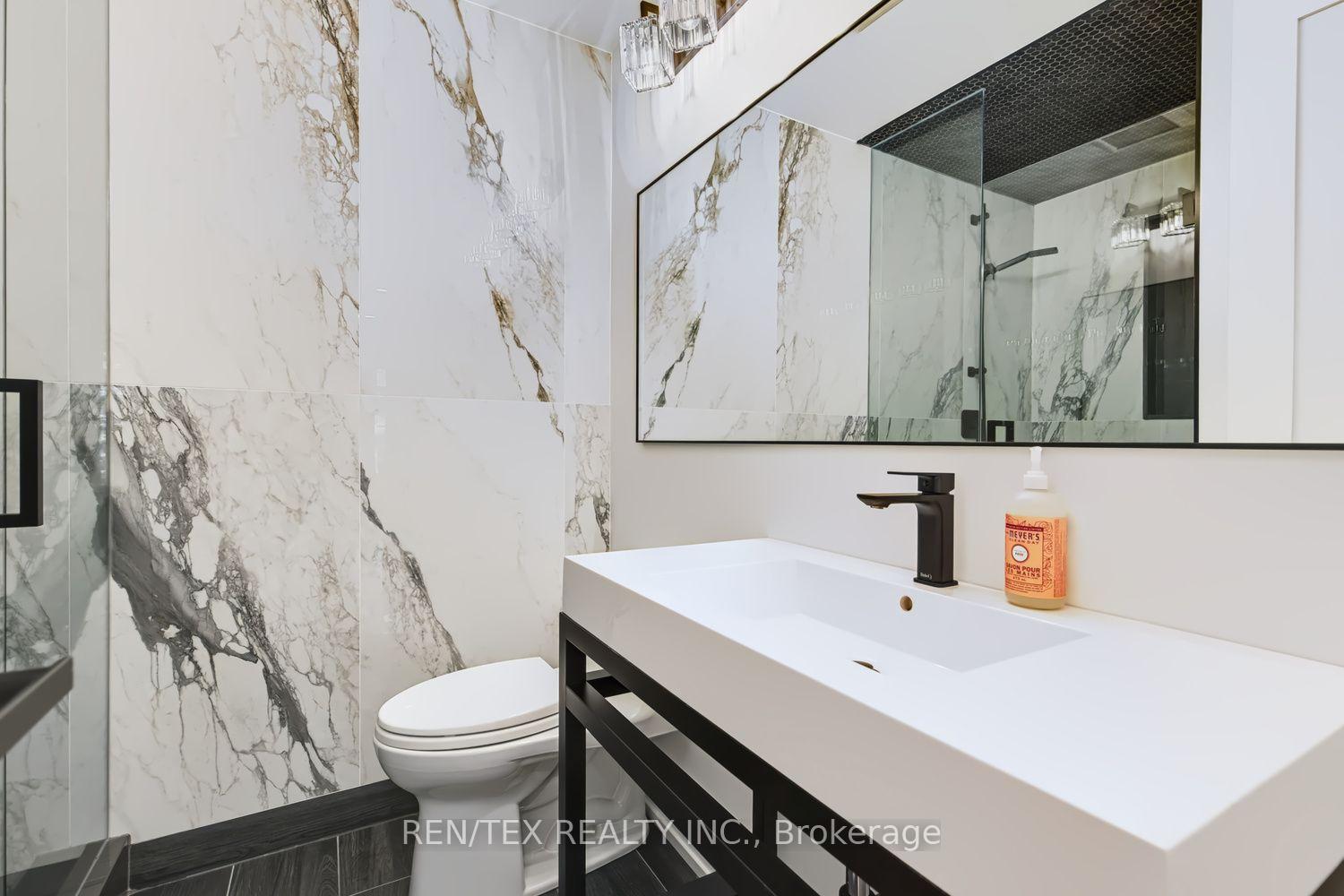 Photo 23 of 84 Wilshire Boulevard, Vaughan, East Woodbridge — HOMEH
