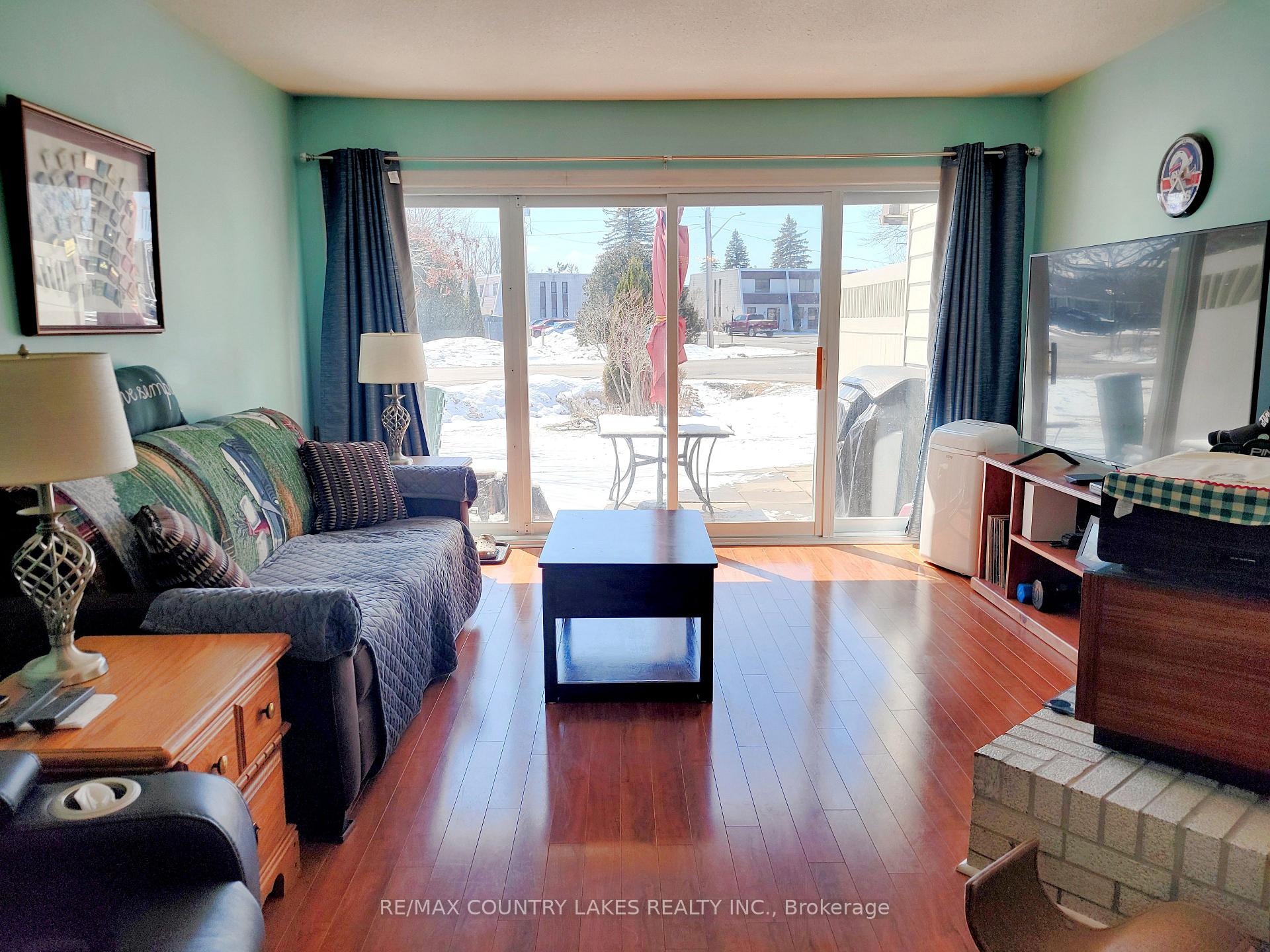 Photo 6 of Unit 3, 4 Paradise Boulevard, Ramara, Brechin — HOMEH
