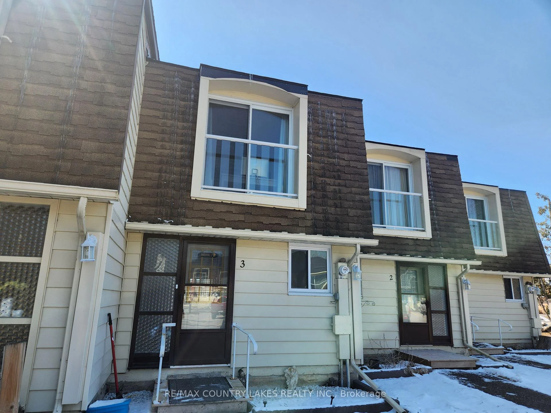 Photo 2 of Unit 3, 4 Paradise Boulevard, Ramara, Brechin — HOMEH