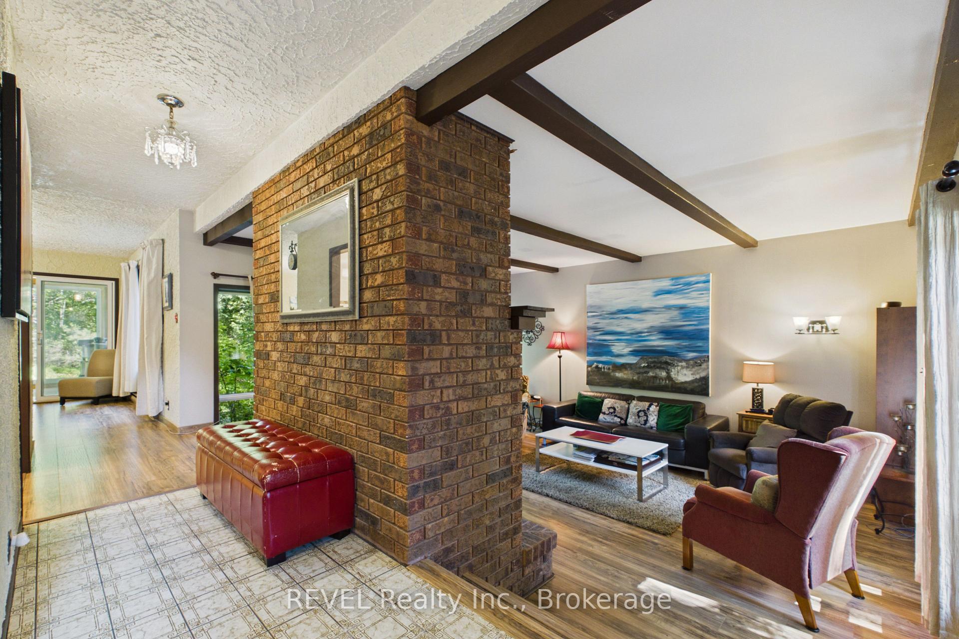 Photo 6 of 370 Segwun Boulevard, Gravenhurst, Muskoka (S) — HOMEH