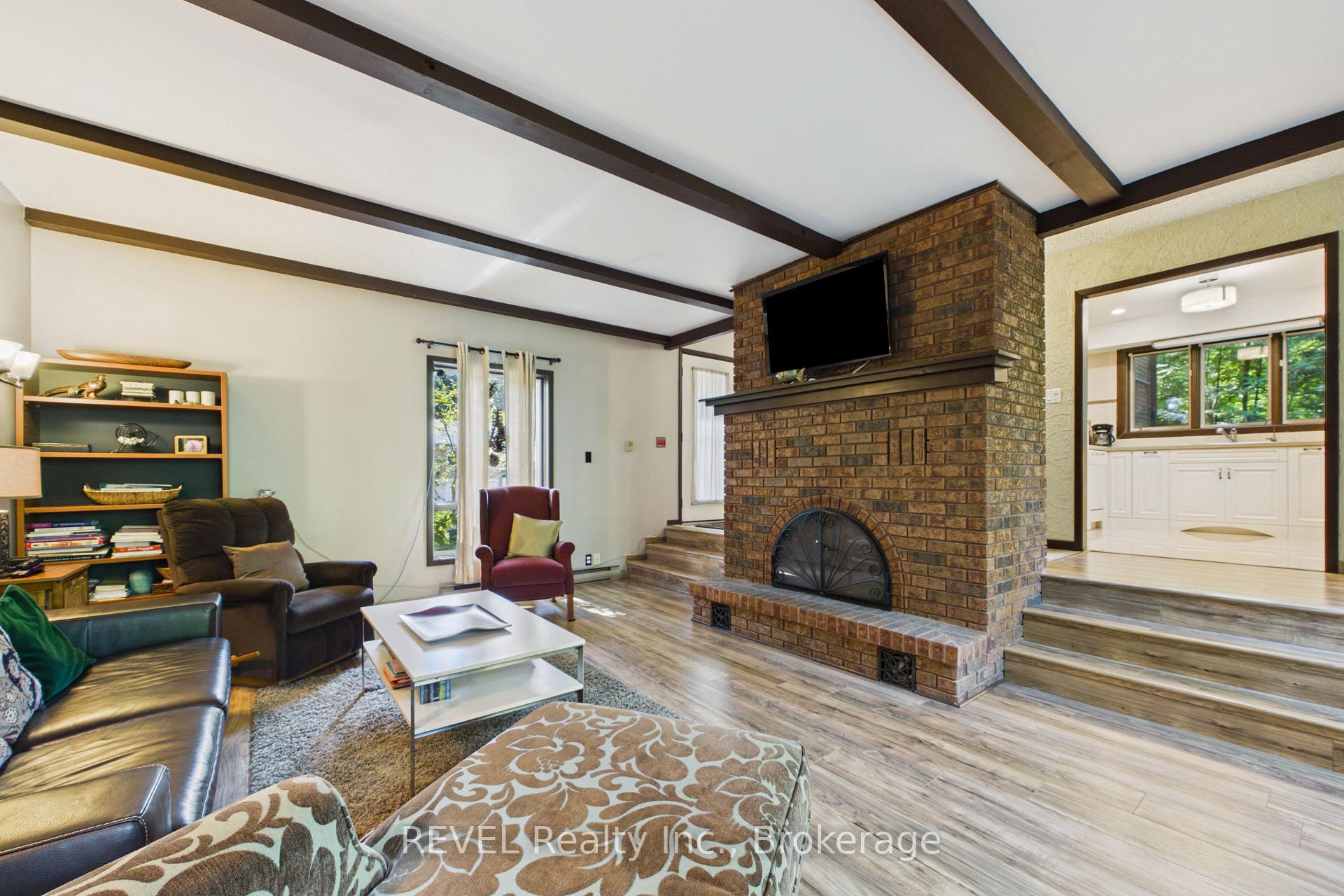 Photo 10 of 370 Segwun Boulevard, Gravenhurst, Muskoka (S) — HOMEH