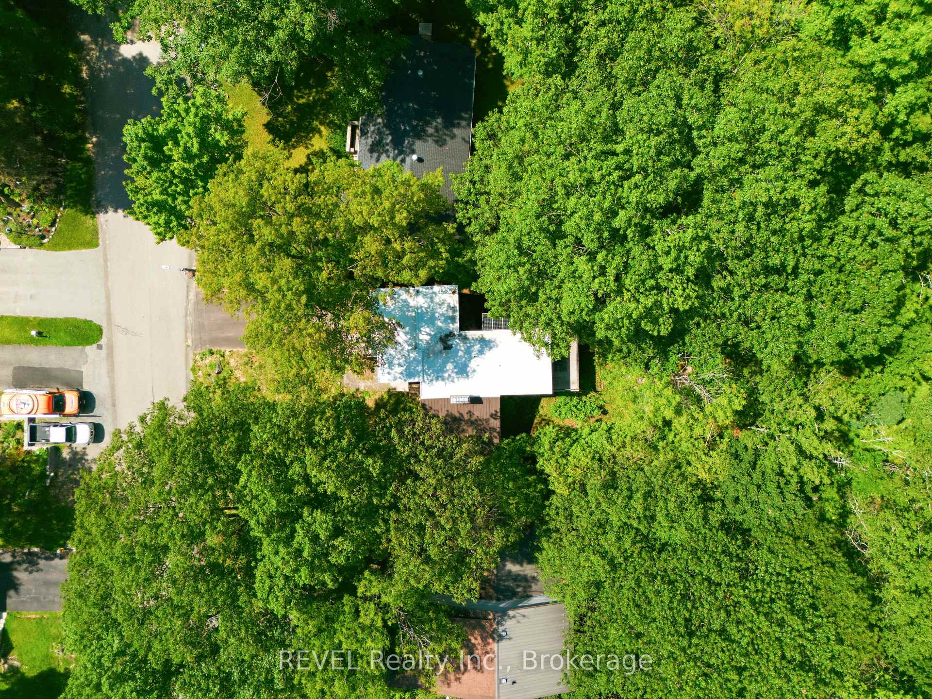 Photo 38 of 370 Segwun Boulevard, Gravenhurst, Muskoka (S) — HOMEH