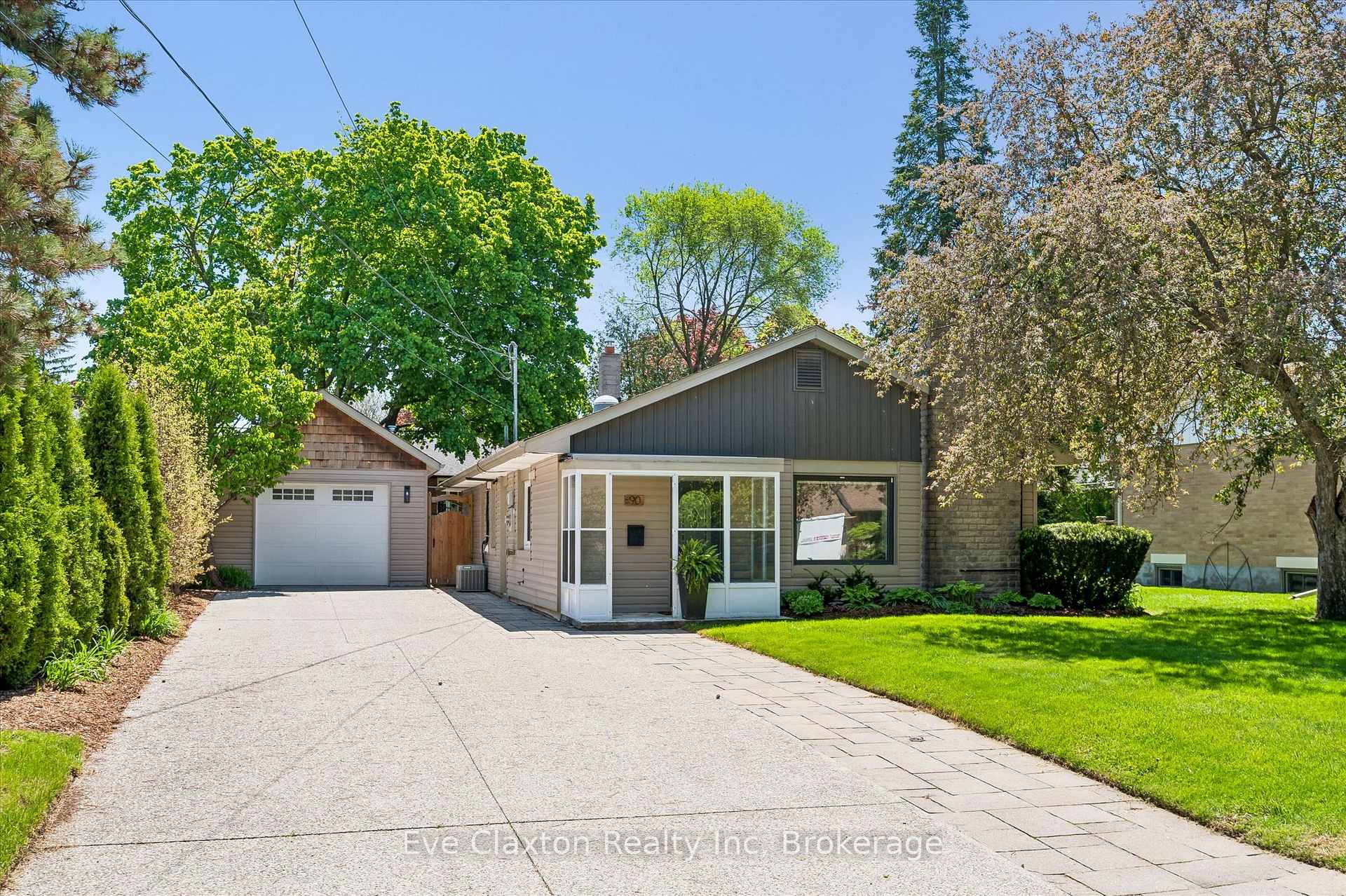 Photo 2 of 90 Dean Avenue, Guelph, Dovercliffe Park/Old University — HOMEH