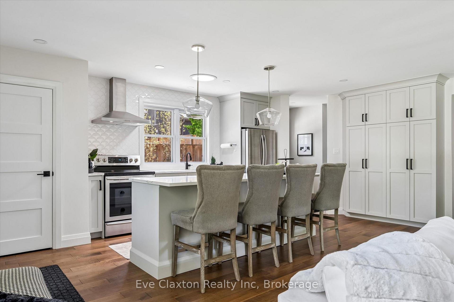 Photo 8 of 90 Dean Avenue, Guelph, Dovercliffe Park/Old University — HOMEH