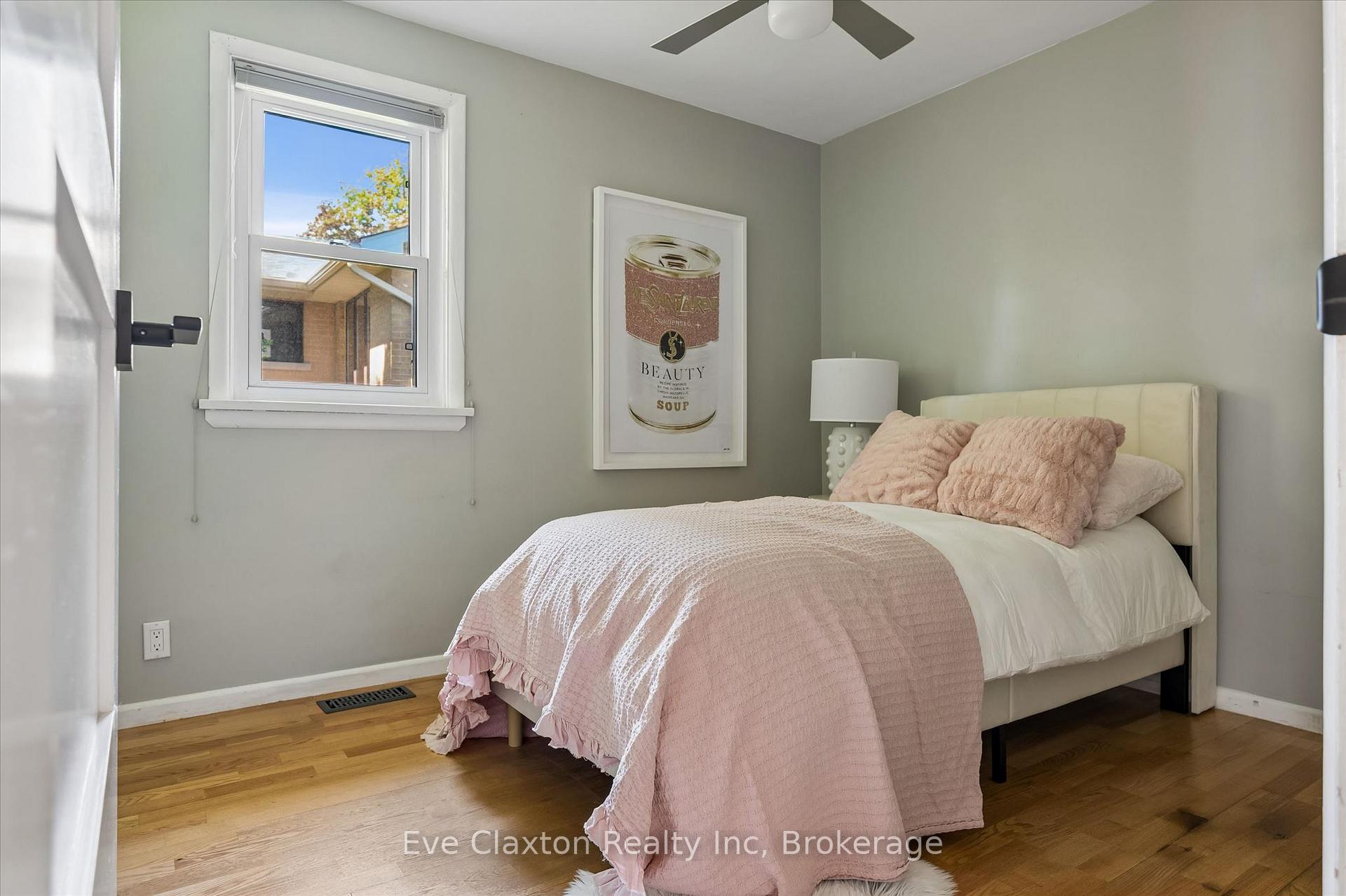 Photo 23 of 90 Dean Avenue, Guelph, Dovercliffe Park/Old University — HOMEH