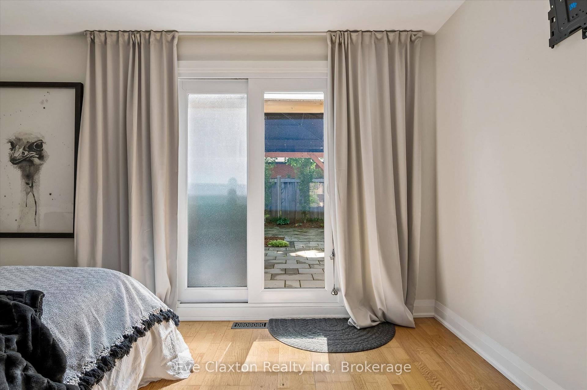 Photo 28 of 90 Dean Avenue, Guelph, Dovercliffe Park/Old University — HOMEH