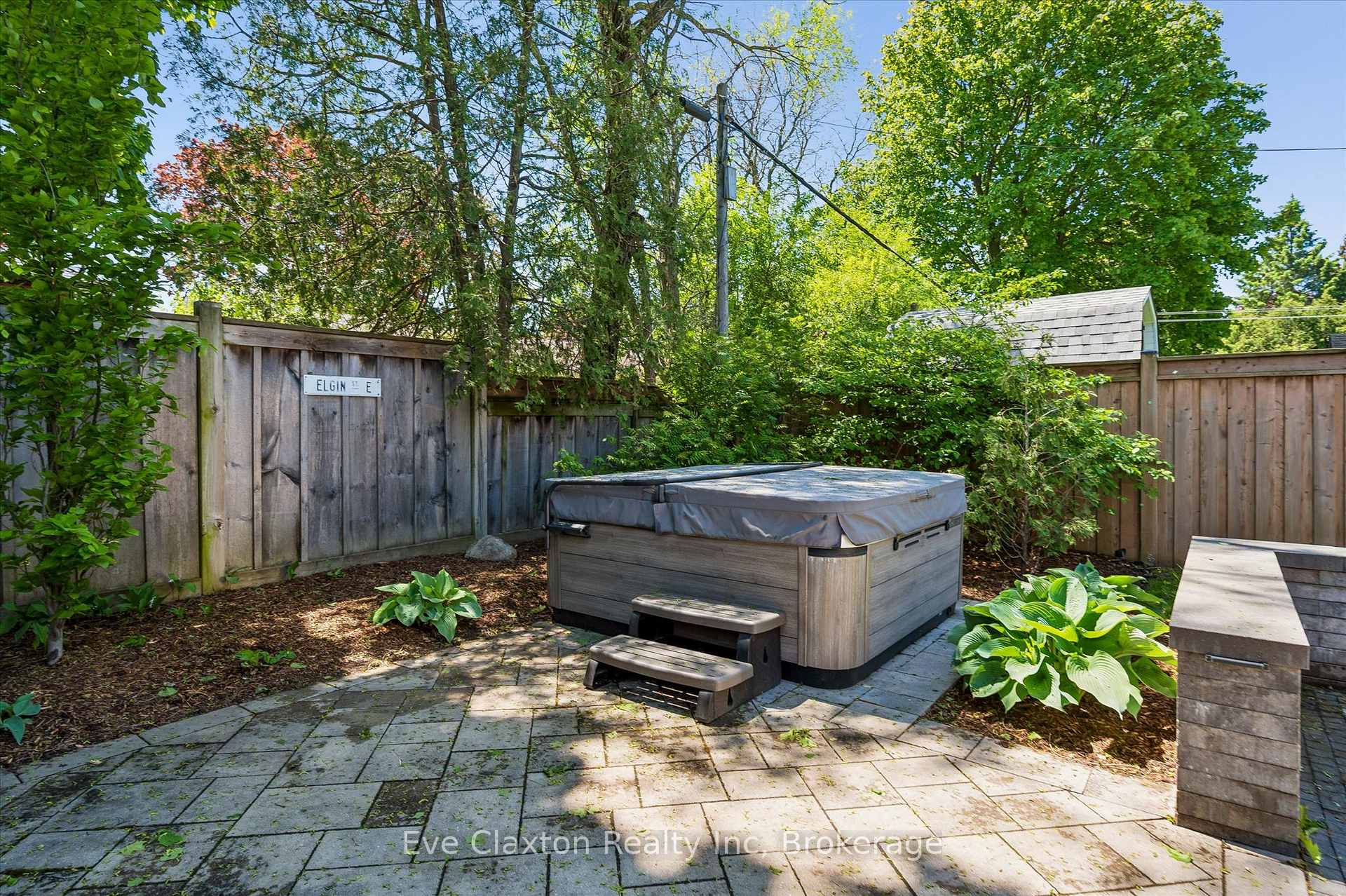 Photo 37 of 90 Dean Avenue, Guelph, Dovercliffe Park/Old University — HOMEH