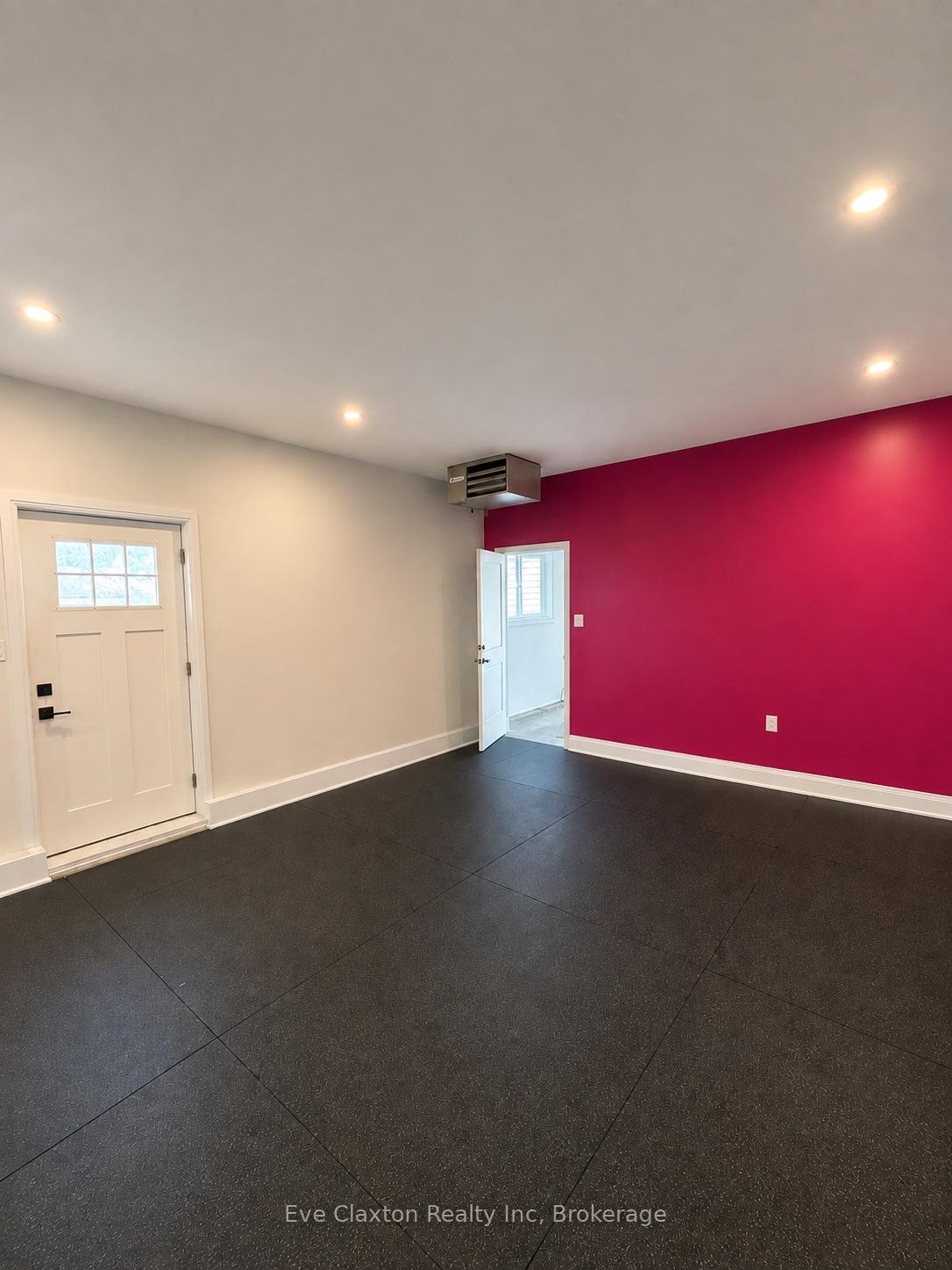 Photo 43 of 90 Dean Avenue, Guelph, Dovercliffe Park/Old University — HOMEH