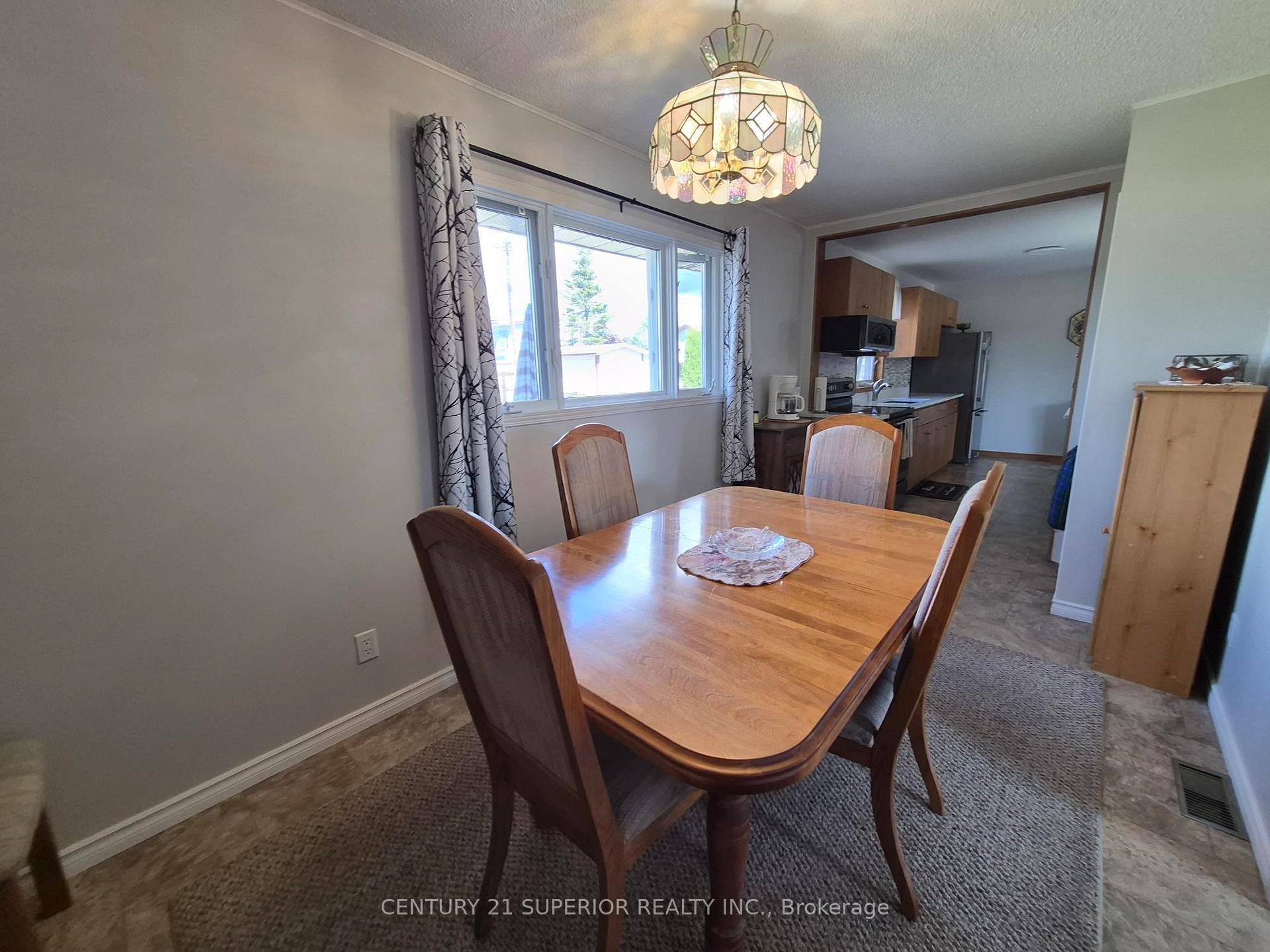 Photo 6 of 1 Laurier Ave, Terrace Bay, TB-92 — HOMEH