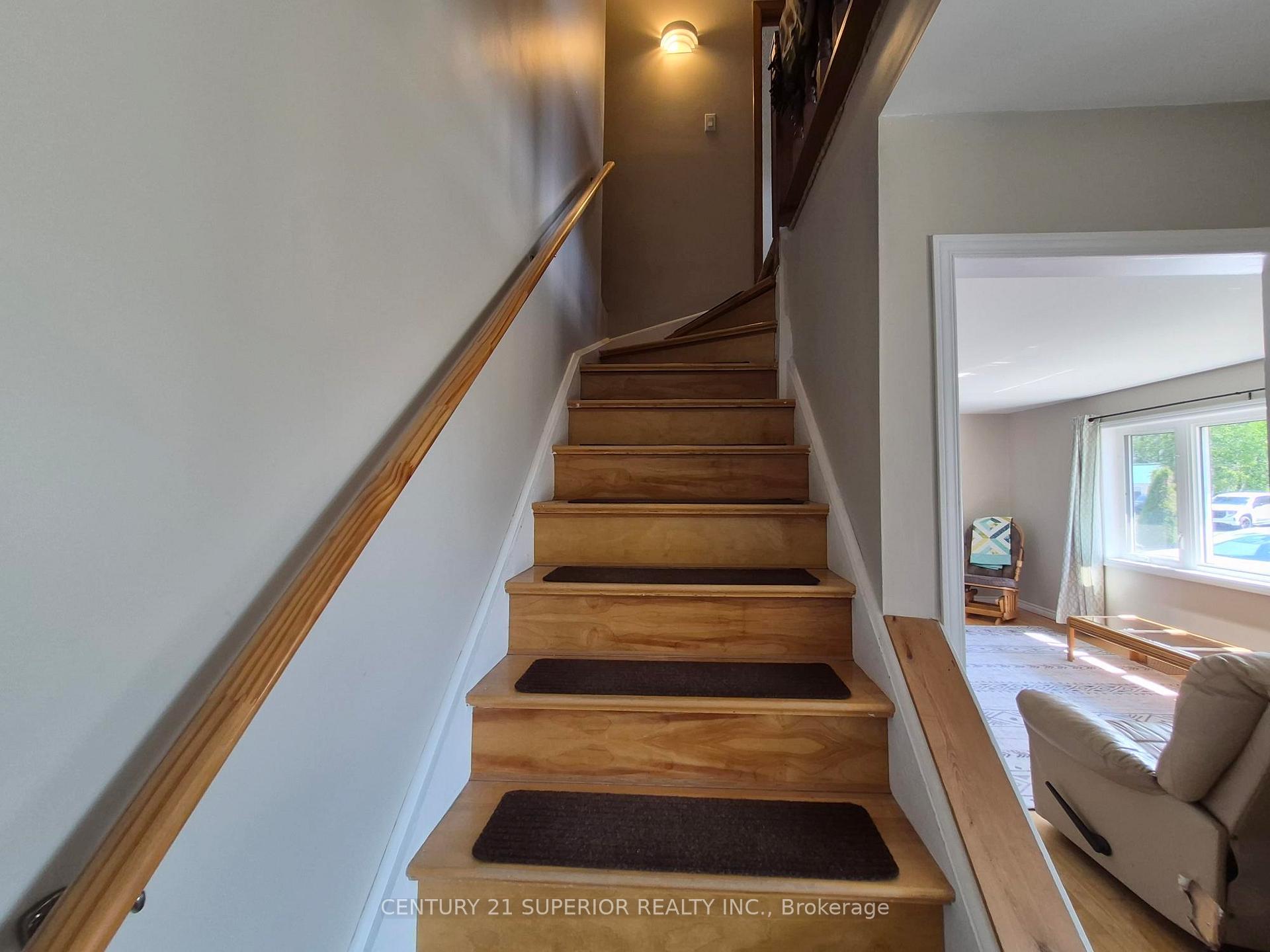 Photo 16 of 1 Laurier Ave, Terrace Bay, TB-92 — HOMEH