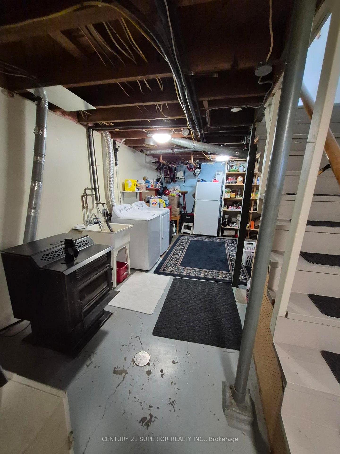 Photo 36 of 1 Laurier Ave, Terrace Bay, TB-92 — HOMEH