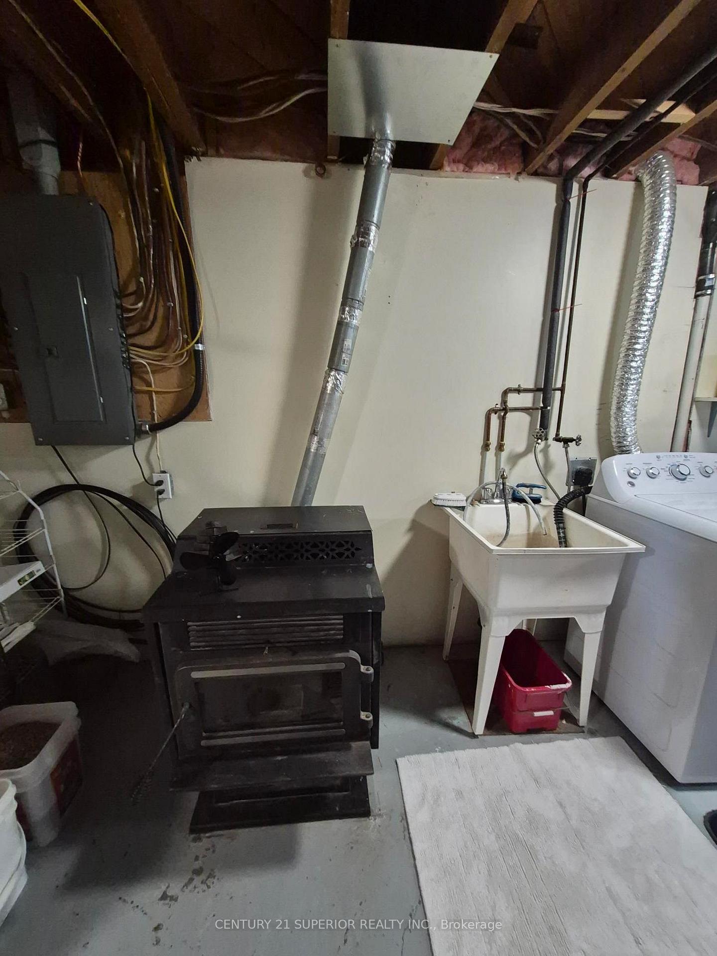 Photo 37 of 1 Laurier Ave, Terrace Bay, TB-92 — HOMEH