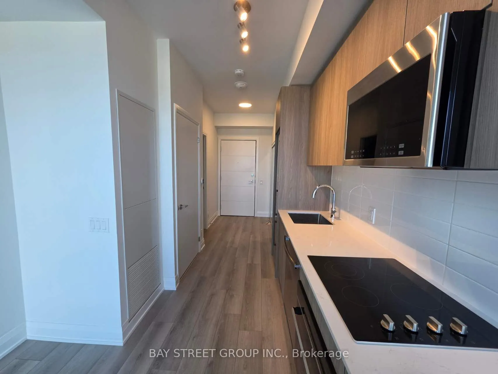 Photo 4 of Unit 421, 20 Deans Drive, Scarborough, Clairlea-Birchmount — HOMEH