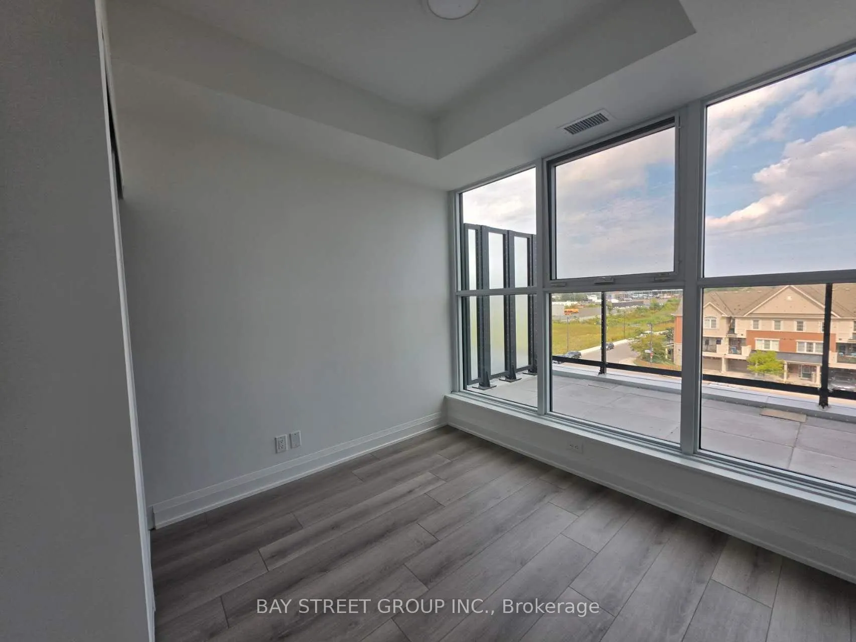 Photo 13 of Unit 421, 20 Deans Drive, Scarborough, Clairlea-Birchmount — HOMEH