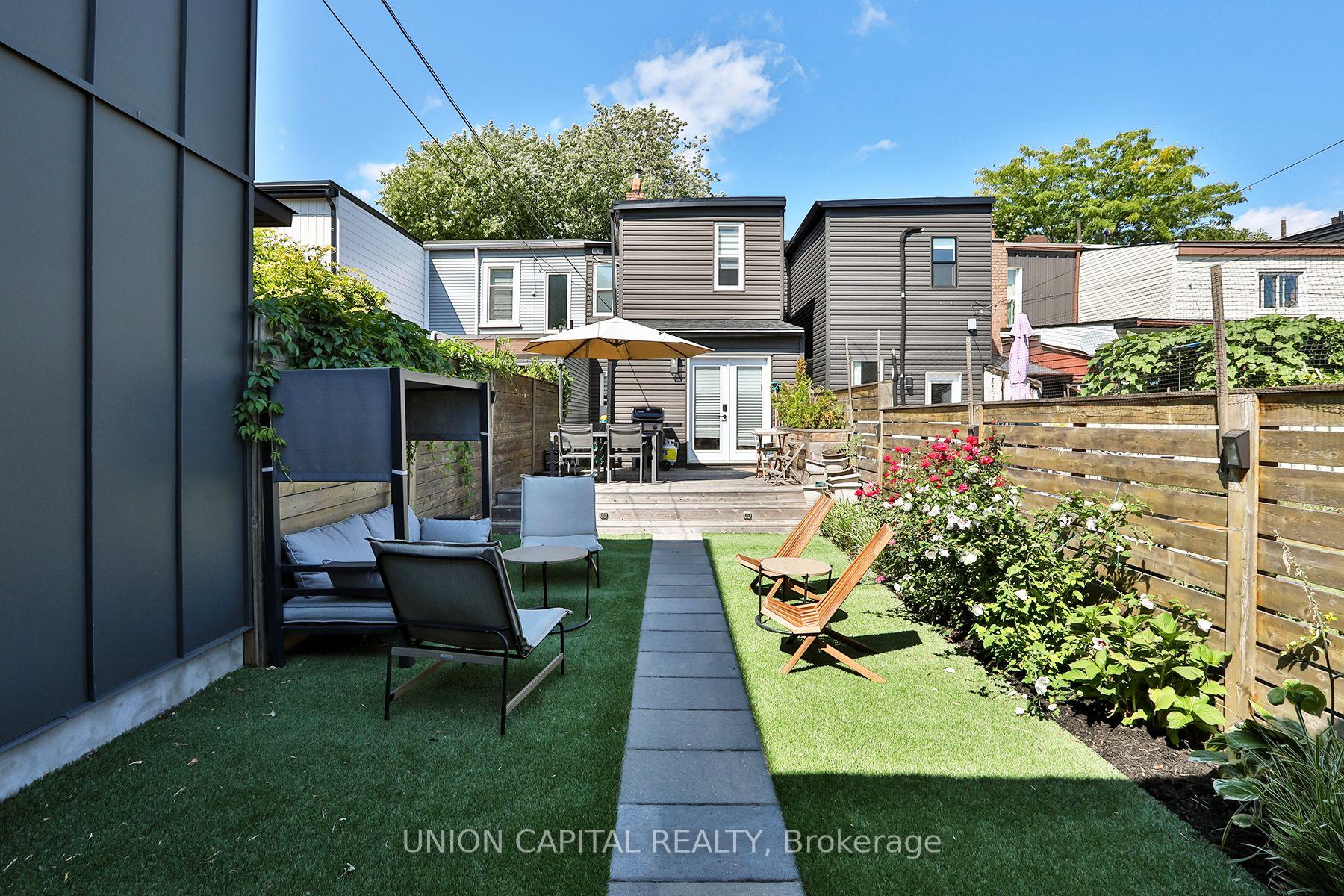 Photo 24 of 21 Alma Avenue, Toronto, Little Portugal — HOMEH