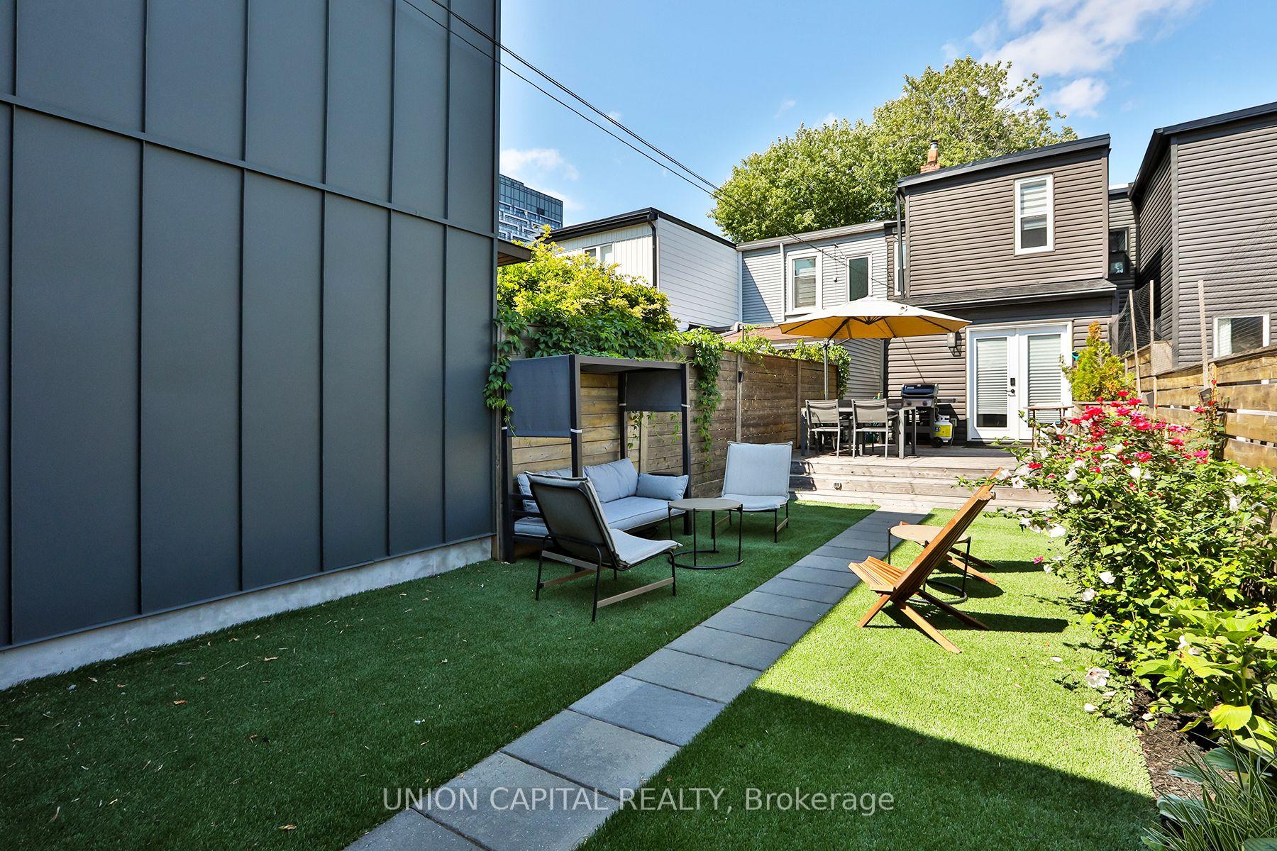 Photo 25 of 21 Alma Avenue, Toronto, Little Portugal — HOMEH