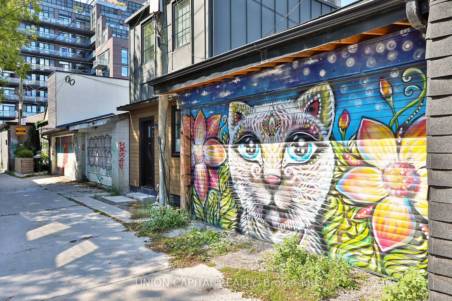 Photo 27 of 21 Alma Avenue, Toronto, Little Portugal — HOMEH