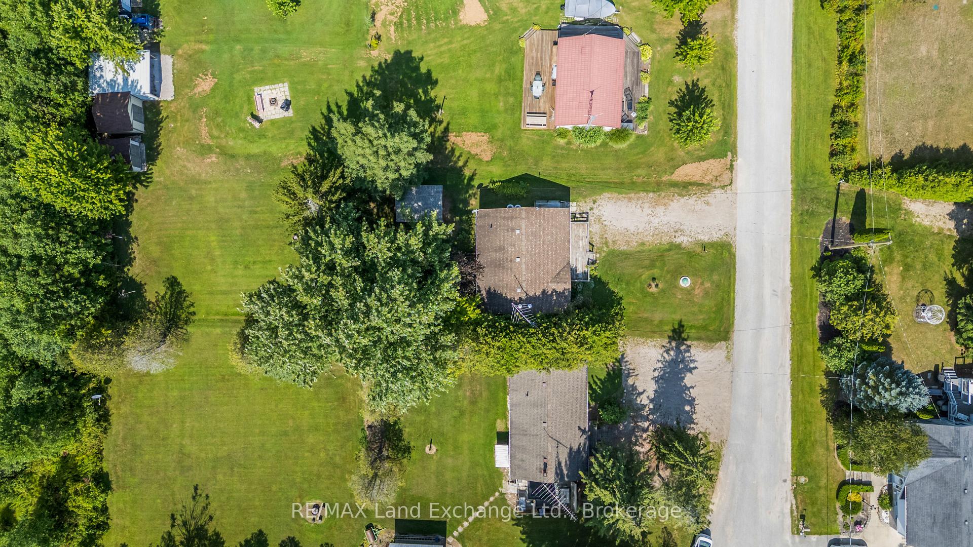 Photo 4 of 46 Lilac Lane, South Bruce Peninsula — HOMEH
