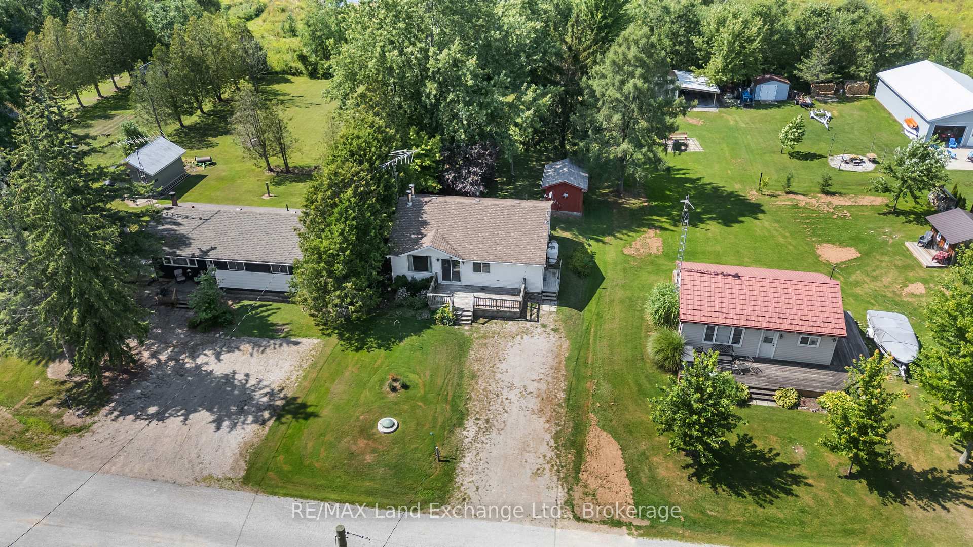 Photo 5 of 46 Lilac Lane, South Bruce Peninsula — HOMEH