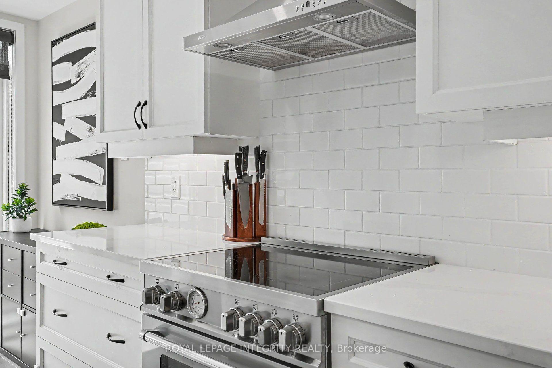 Photo 15 of 523 Triangle Street, Ottawa, Kanata - Emerald Meadows/Trailwest — HOMEH