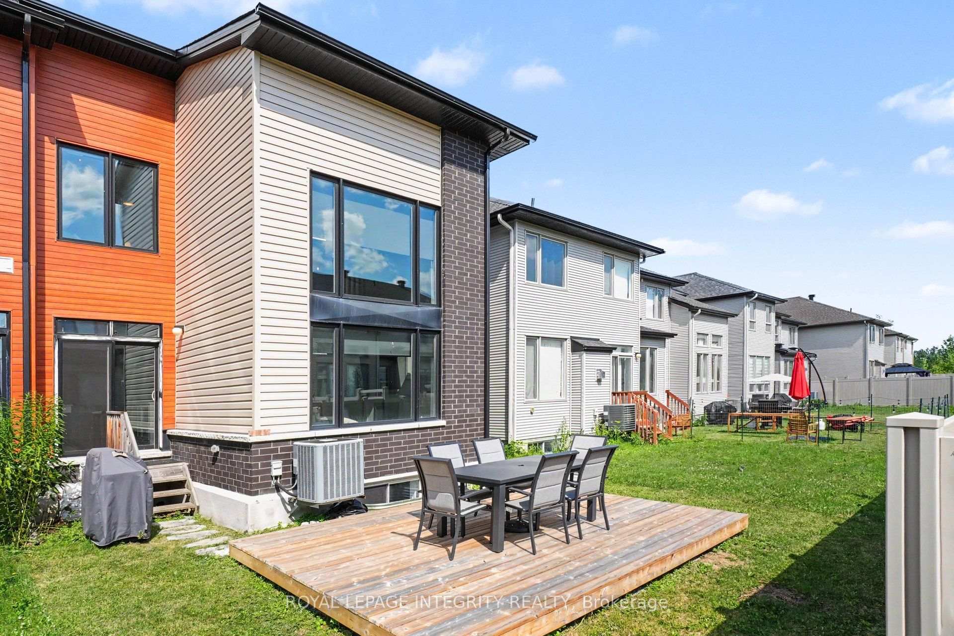 Photo 37 of 523 Triangle Street, Ottawa, Kanata - Emerald Meadows/Trailwest — HOMEH