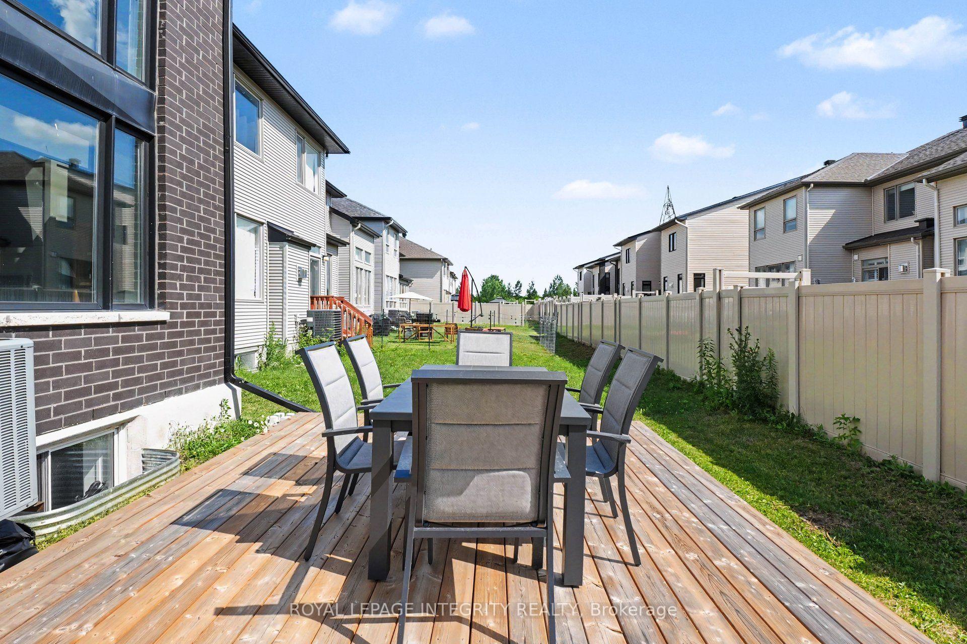 Photo 38 of 523 Triangle Street, Ottawa, Kanata - Emerald Meadows/Trailwest — HOMEH