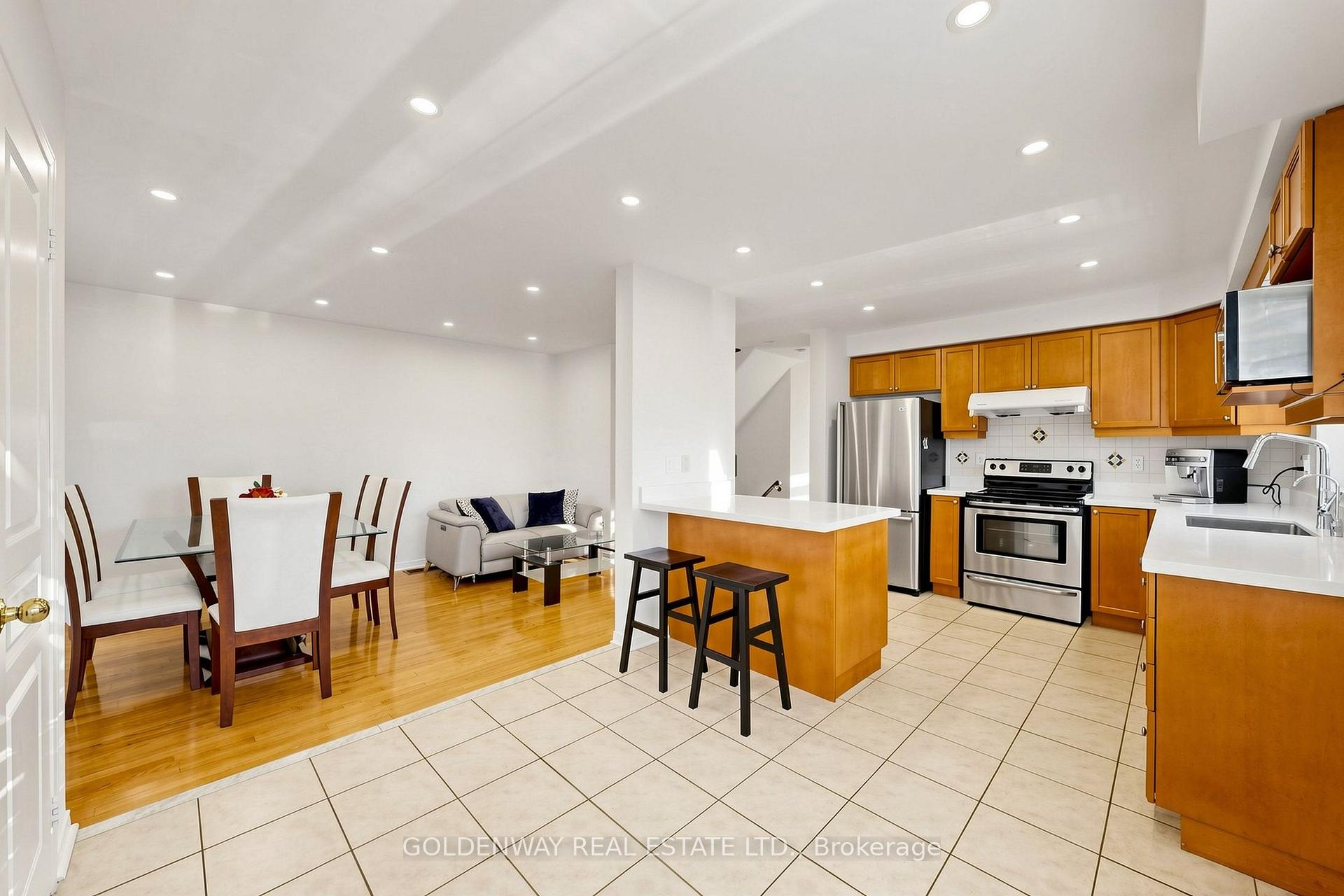 Photo 8 of 2200 Bur Oak Avenue, Markham, Greensborough — HOMEH