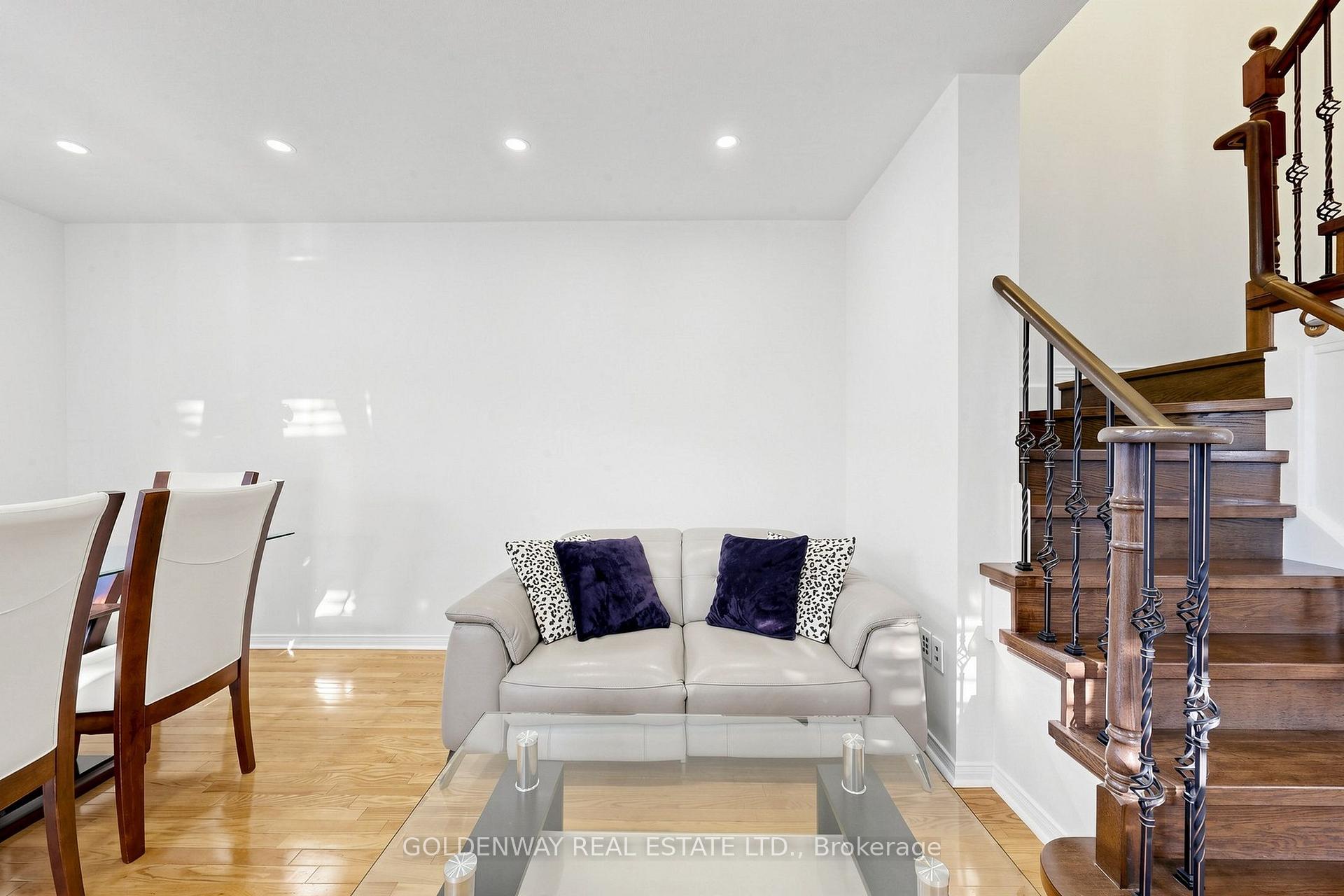 Photo 11 of 2200 Bur Oak Avenue, Markham, Greensborough — HOMEH