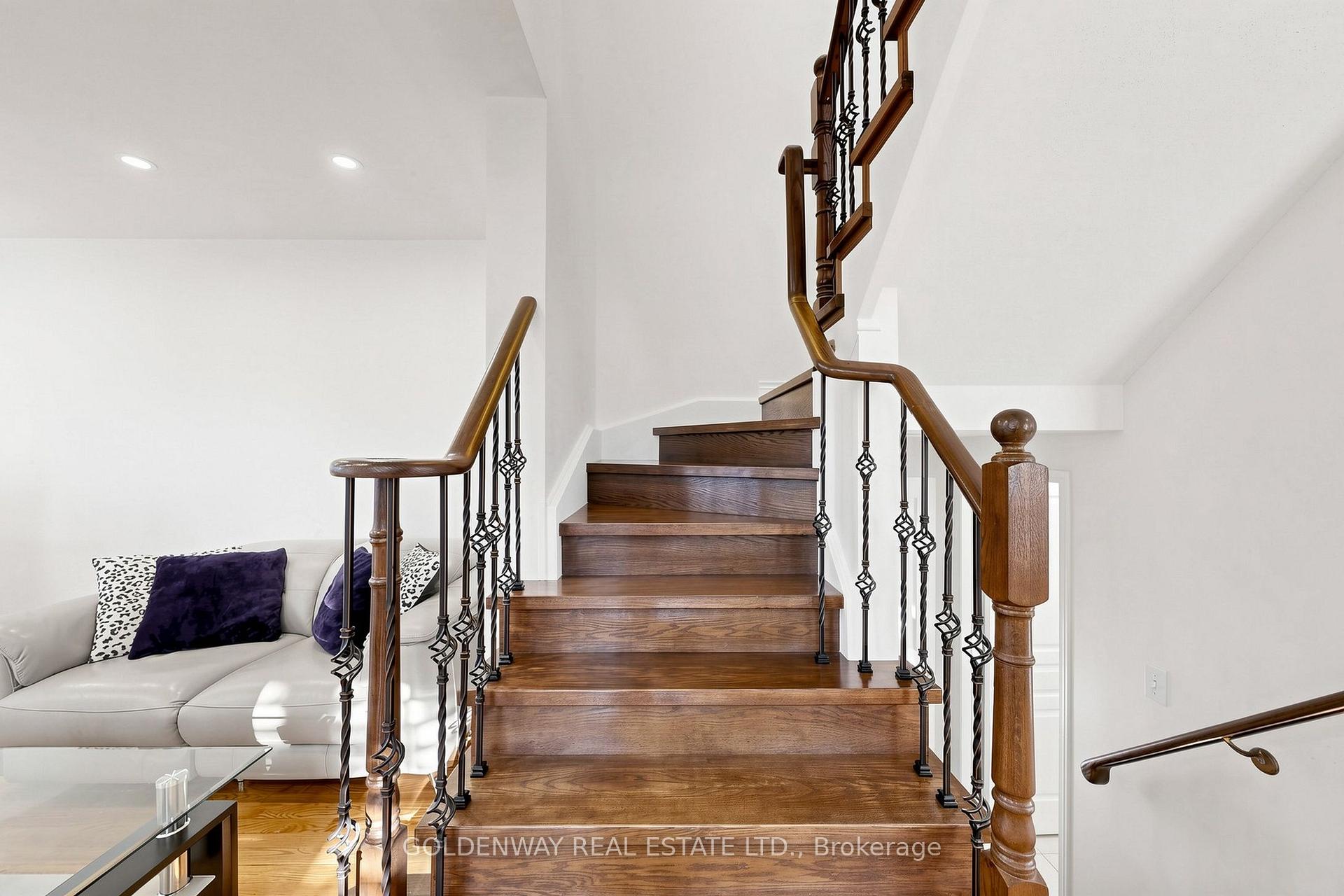 Photo 13 of 2200 Bur Oak Avenue, Markham, Greensborough — HOMEH