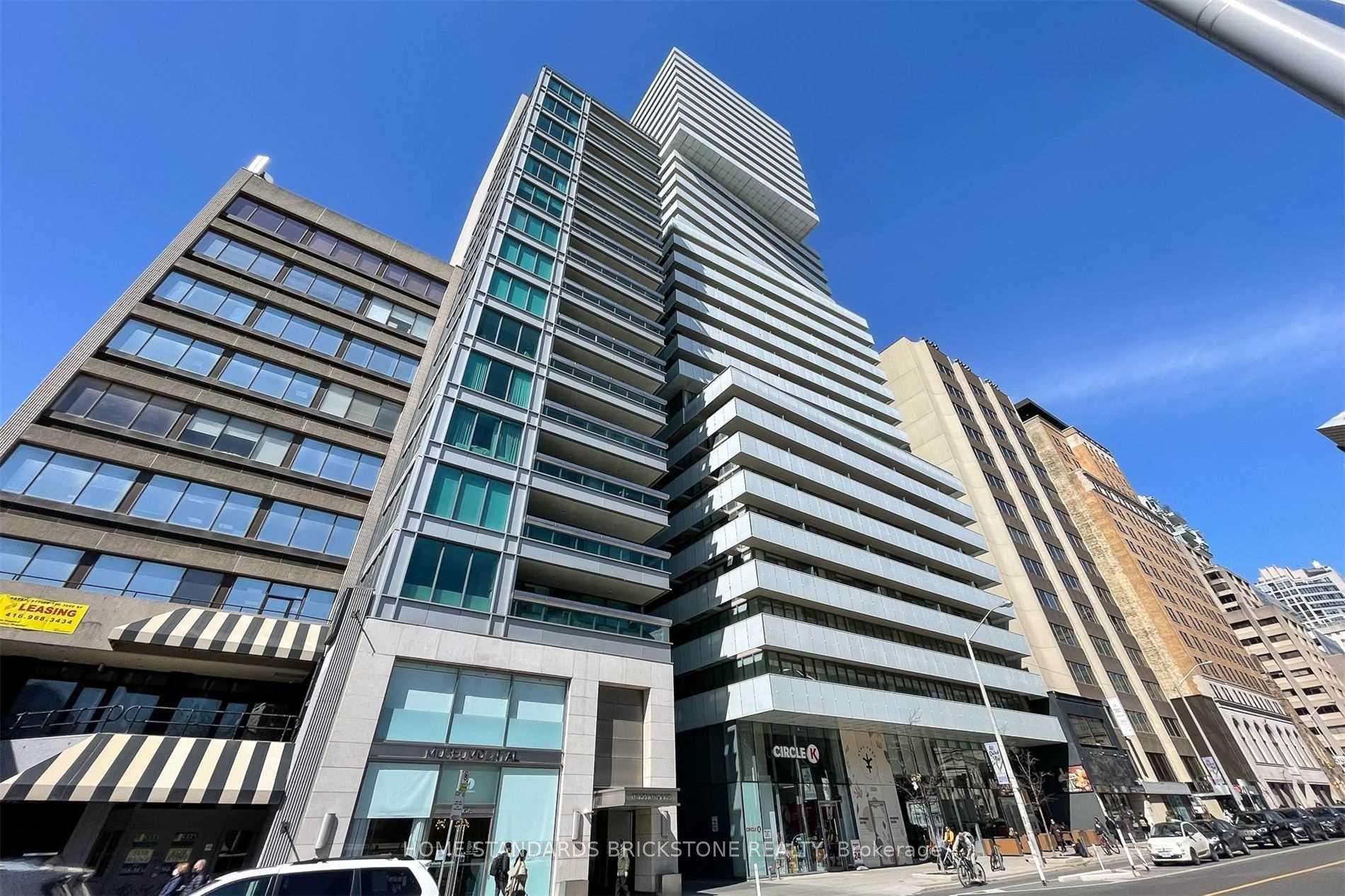 Front of Unit 502, 200 Bloor Street W
