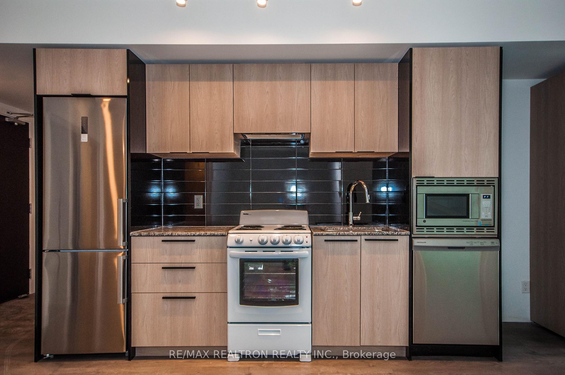 Photo 3 of Unit 3007, 501 Yonge Street, Toronto, Church-Yonge Corridor — HOMEH