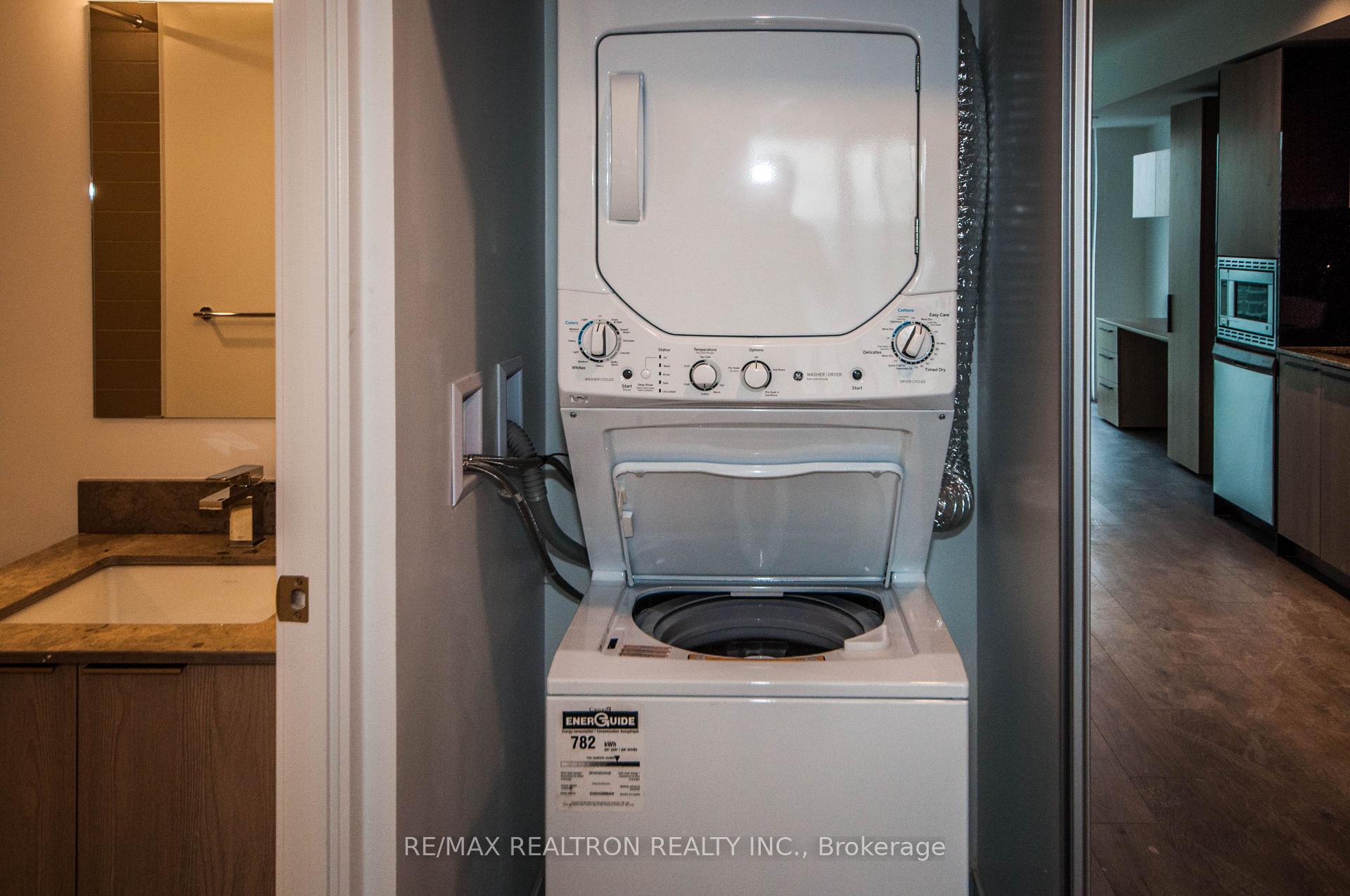 Photo 11 of Unit 3007, 501 Yonge Street, Toronto, Church-Yonge Corridor — HOMEH