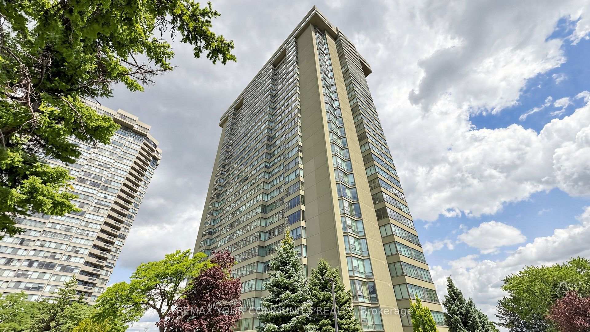 Front of Unit 2704, 55 Skymark Drive
