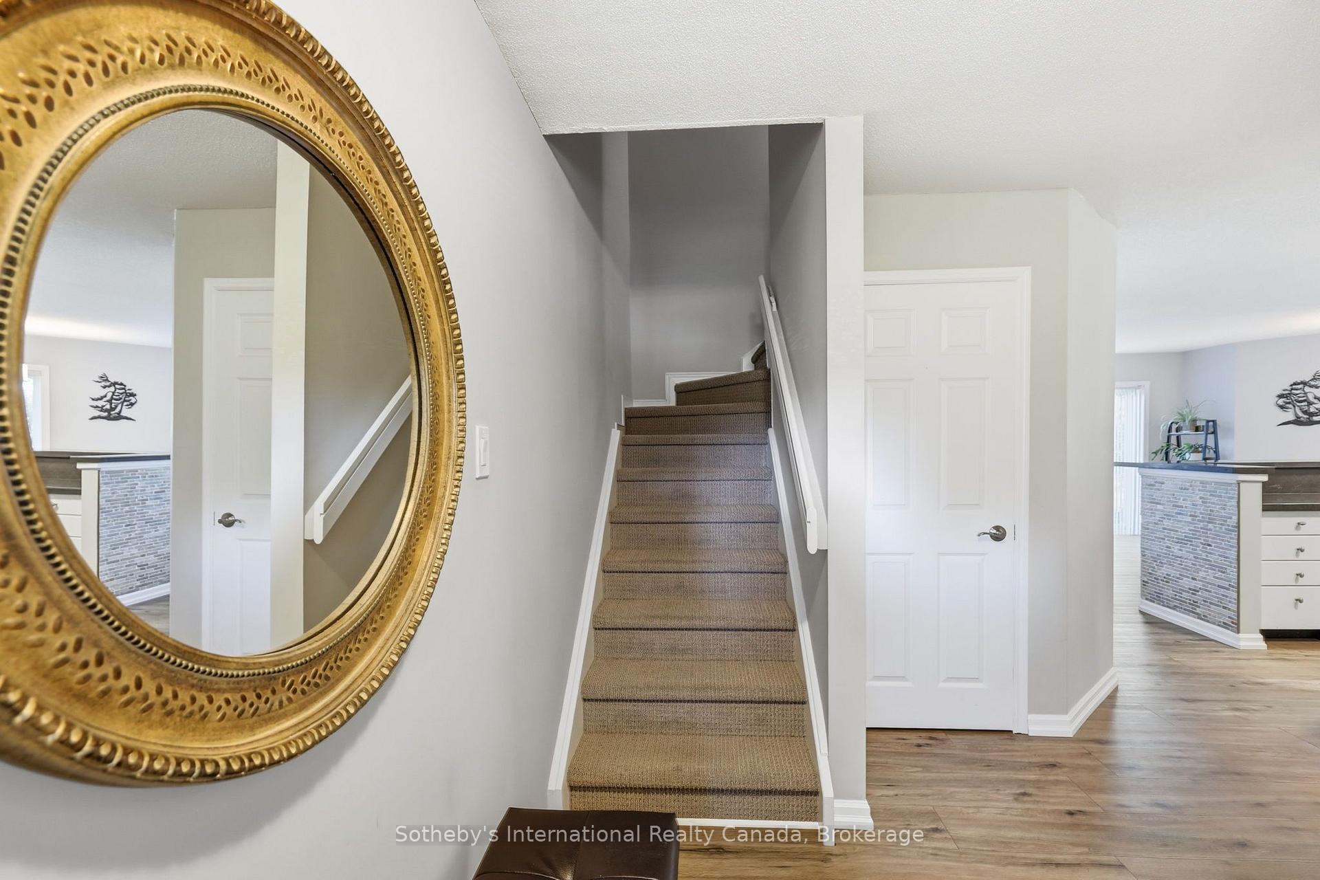 Photo 5 of 346 Mariners Way, Collingwood — HOMEH