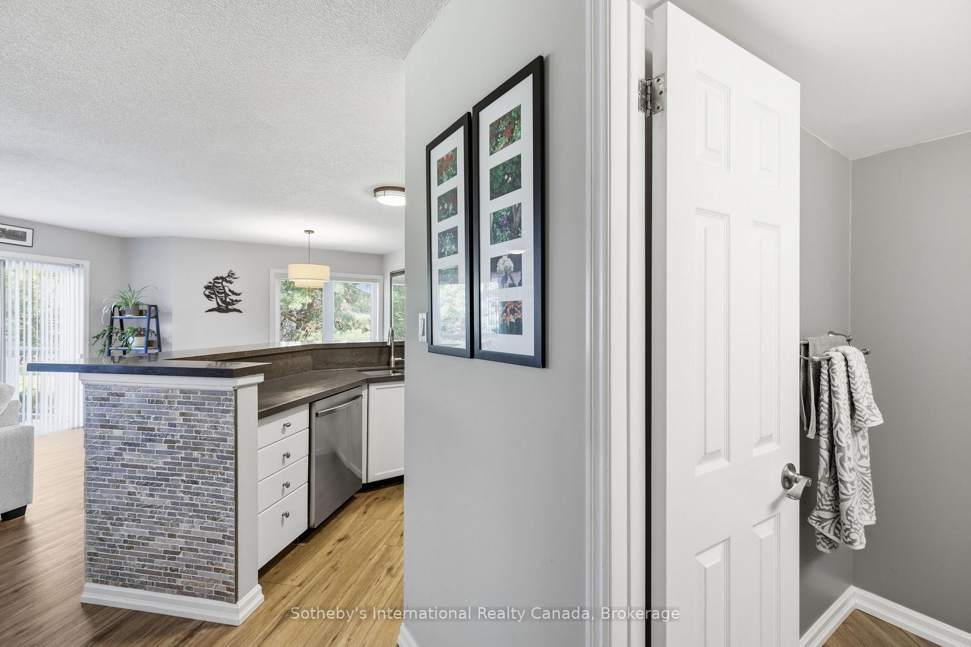 Photo 6 of 346 Mariners Way, Collingwood — HOMEH