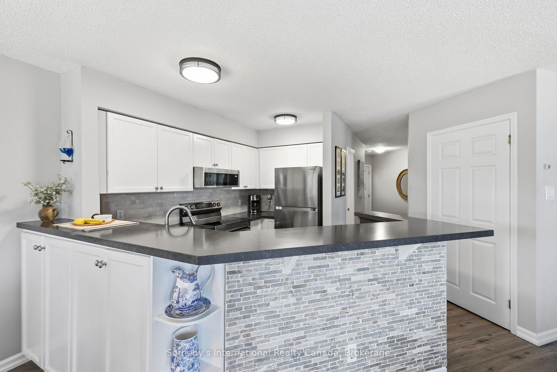 Photo 9 of 346 Mariners Way, Collingwood — HOMEH
