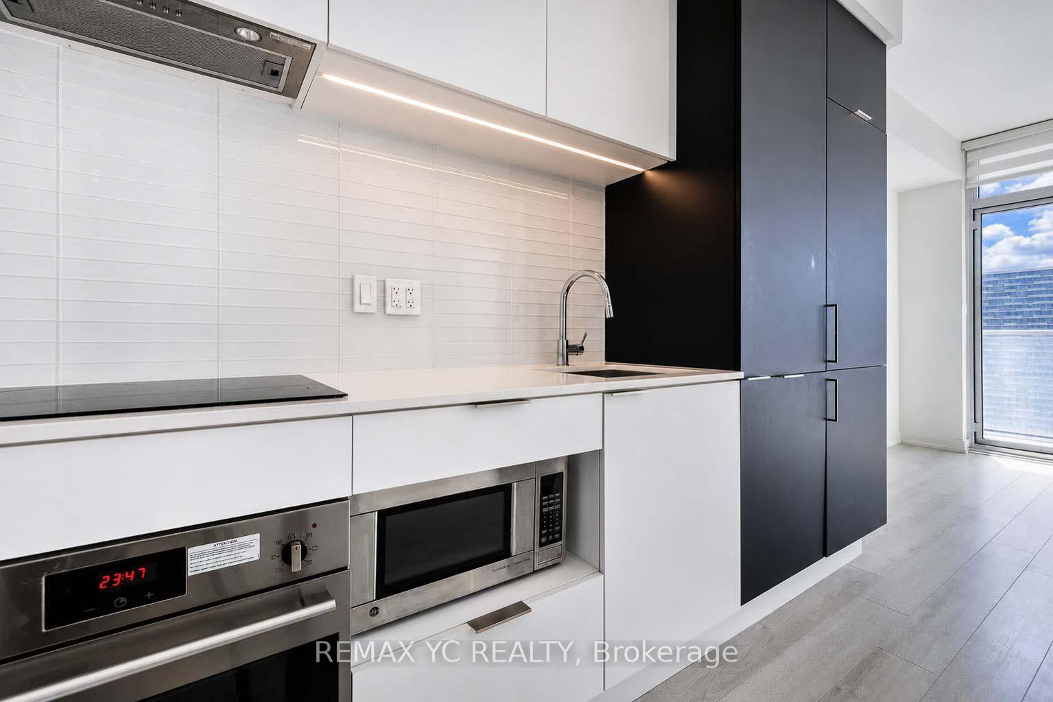 Photo 9 of Unit 2408, 33 Helendale Avenue, Toronto, Yonge-Eglinton — HOMEH