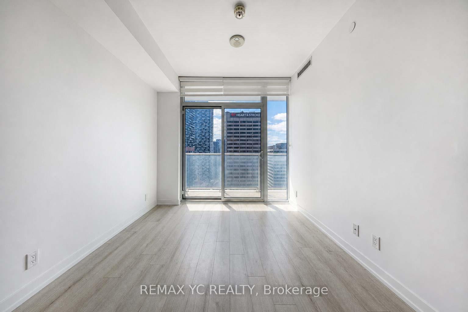 Photo 17 of Unit 2408, 33 Helendale Avenue, Toronto, Yonge-Eglinton — HOMEH