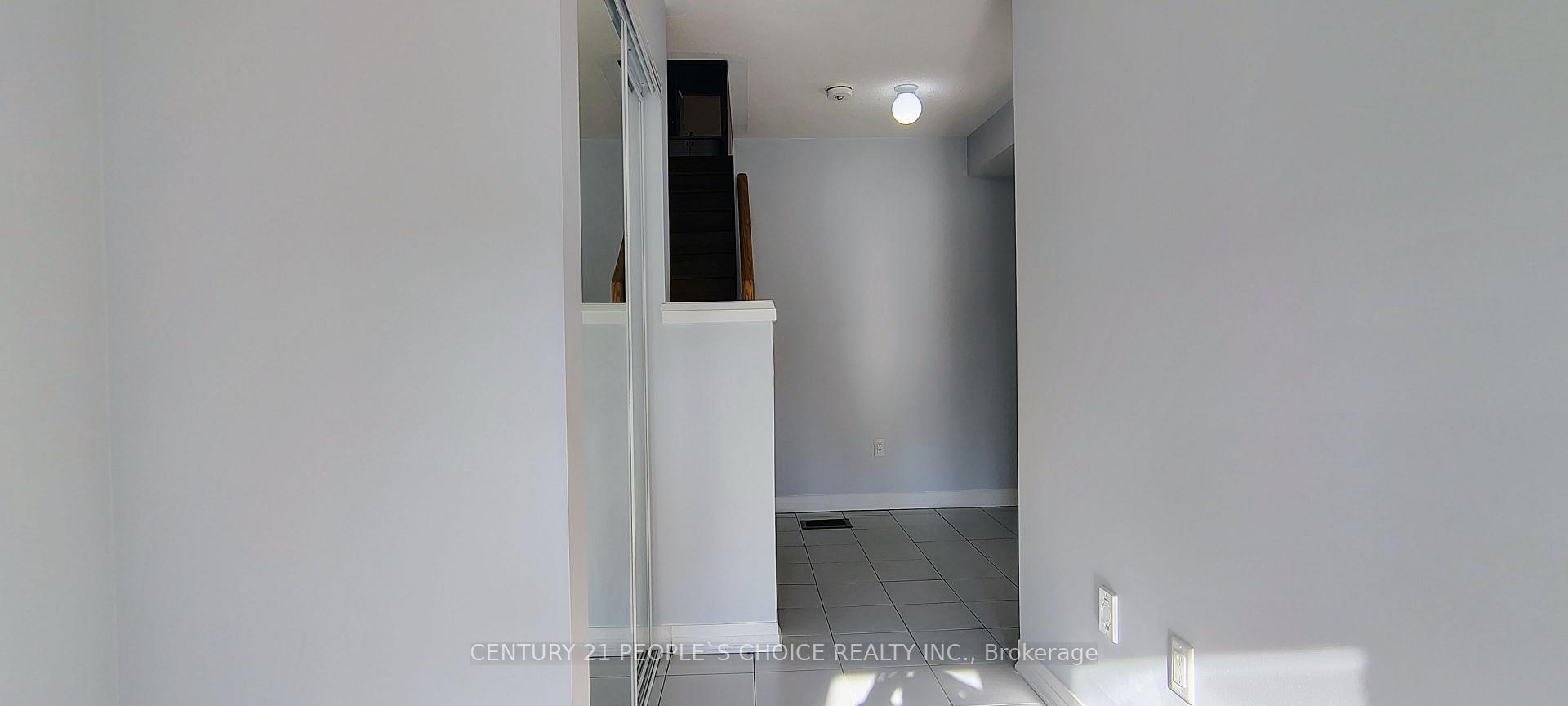 Photo 3 of 1569 Green Road, Clarington, Bowmanville — HOMEH