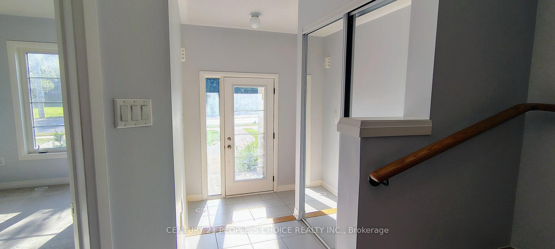 Photo 4 of 1569 Green Road, Clarington, Bowmanville — HOMEH