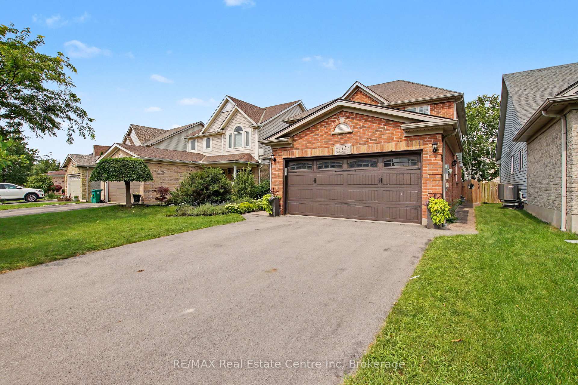 Photo 2 of 115 Mcfarlane Drive, Cambridge, Grow Community Centre — HOMEH