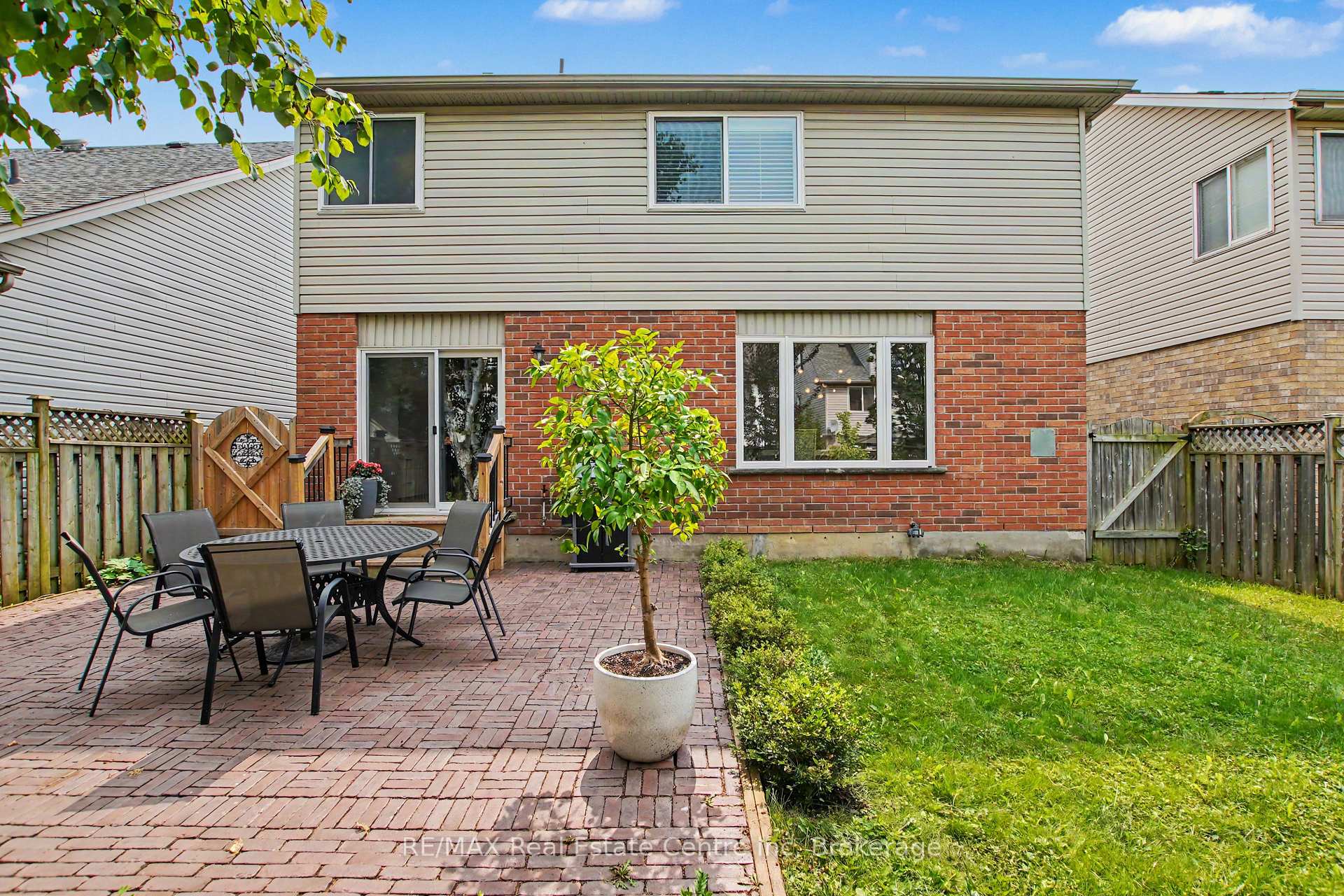 Photo 36 of 115 Mcfarlane Drive, Cambridge, Grow Community Centre — HOMEH