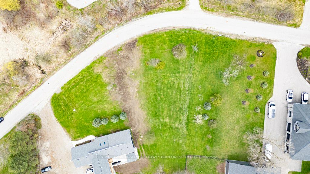 Photo 1 of 121 Dodge Drive, Kitchener, Doon South — HOMEH