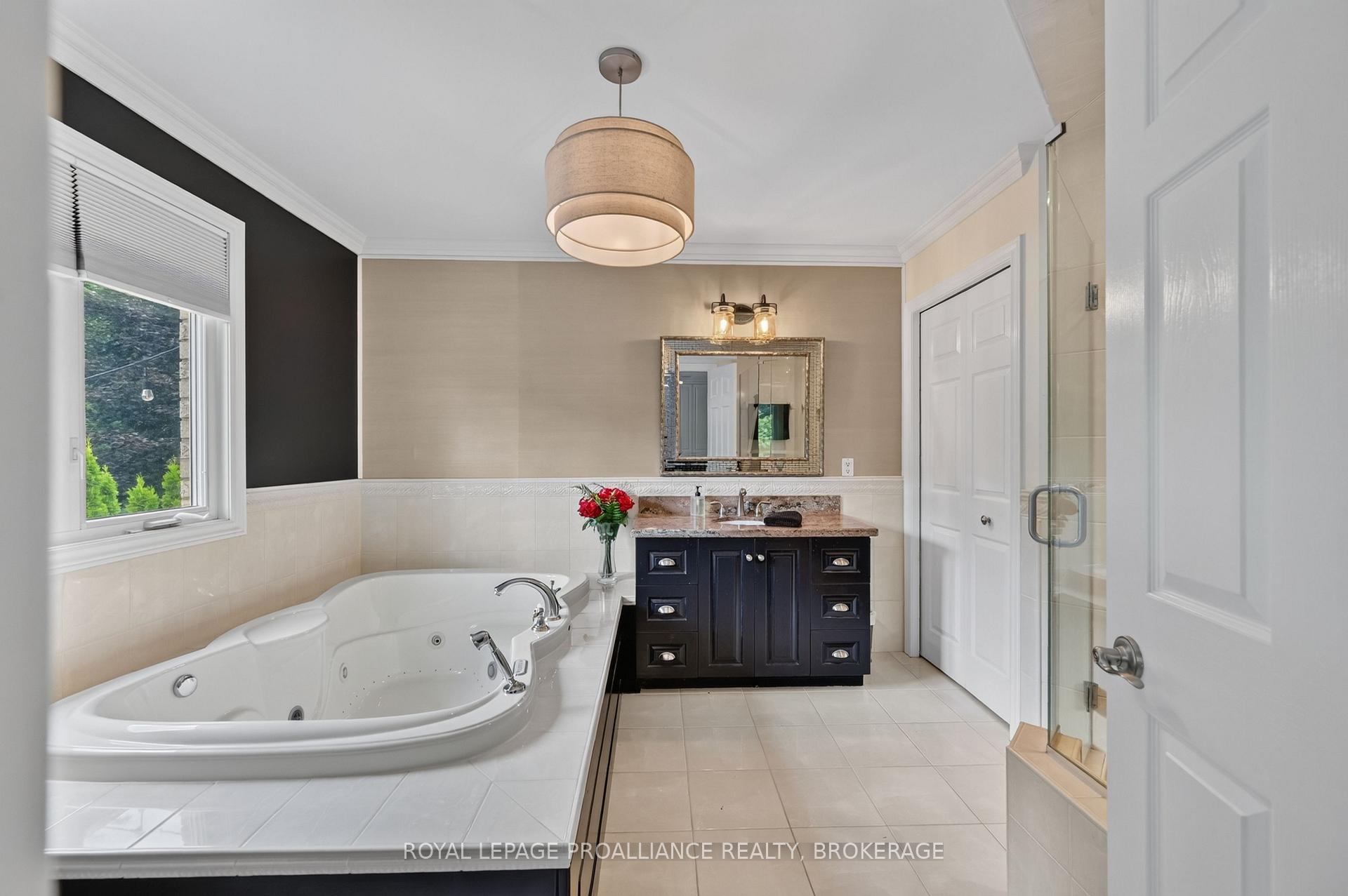 Photo 22 of 3335 Four Seasons Drive, Frontenac, Frontenac South — HOMEH