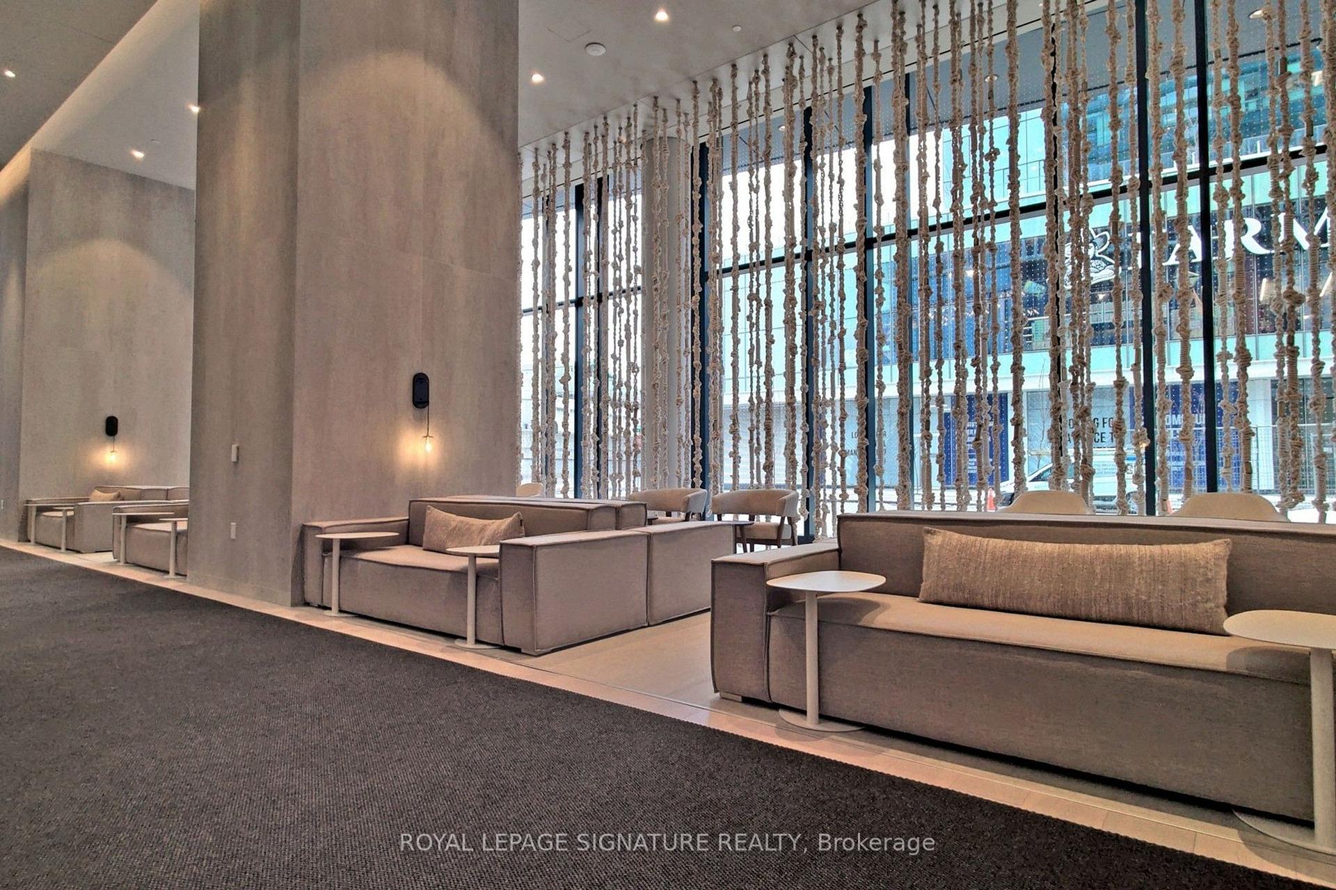 Photo 6 of Unit 5203, 138 Downes Street, Toronto, Waterfront Communities — HOMEH