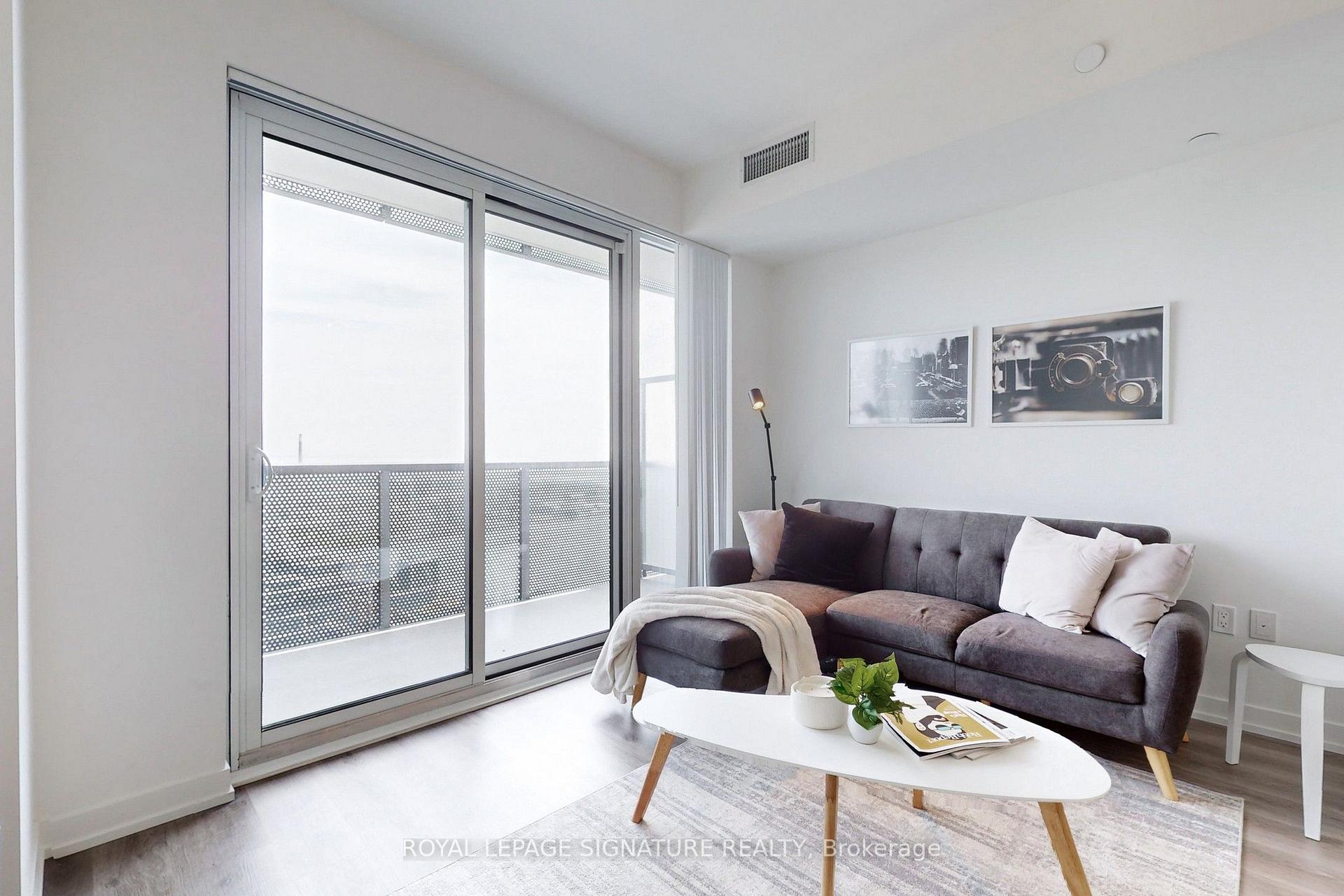 Photo 9 of Unit 5203, 138 Downes Street, Toronto, Waterfront Communities — HOMEH