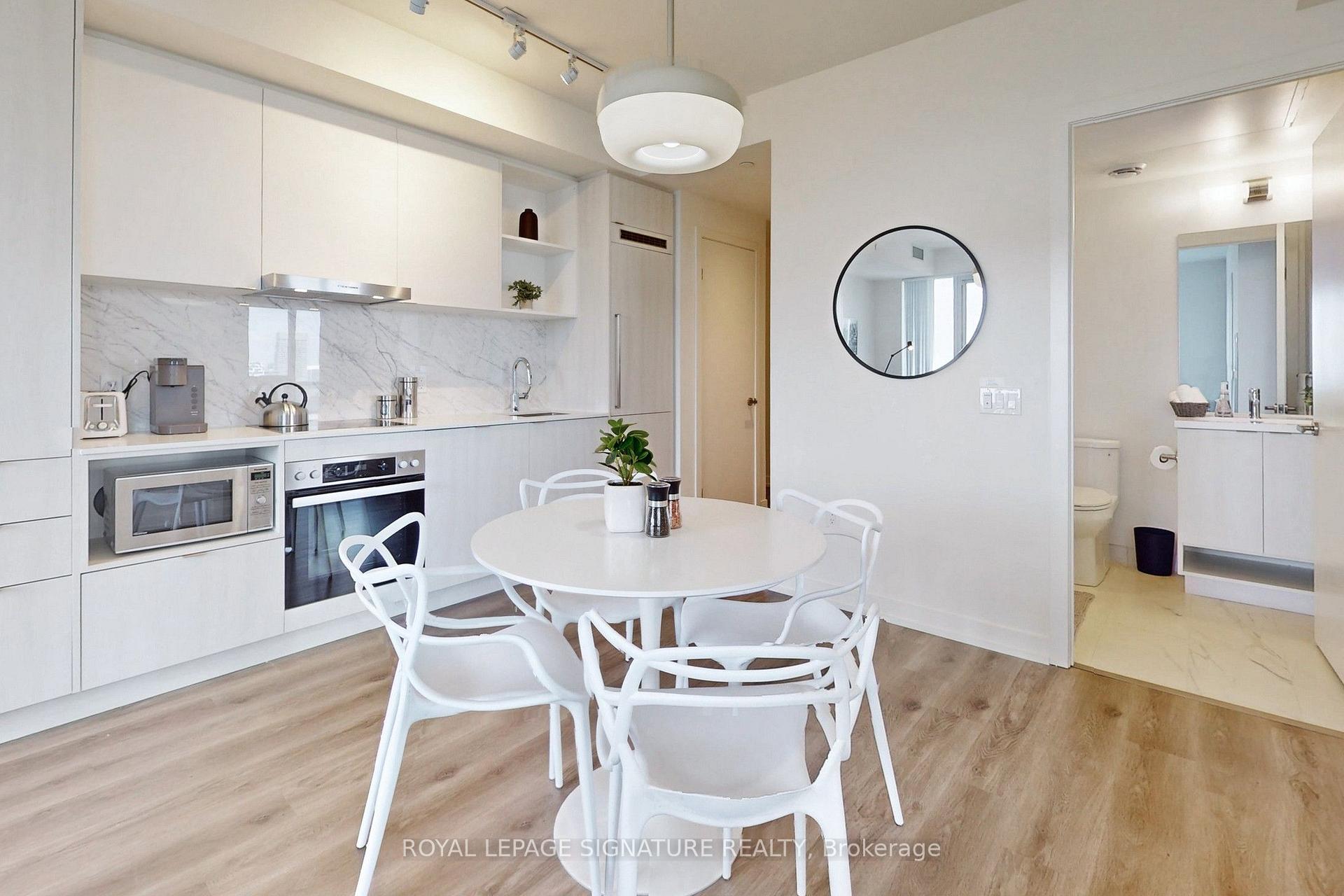 Photo 17 of Unit 5203, 138 Downes Street, Toronto, Waterfront Communities — HOMEH