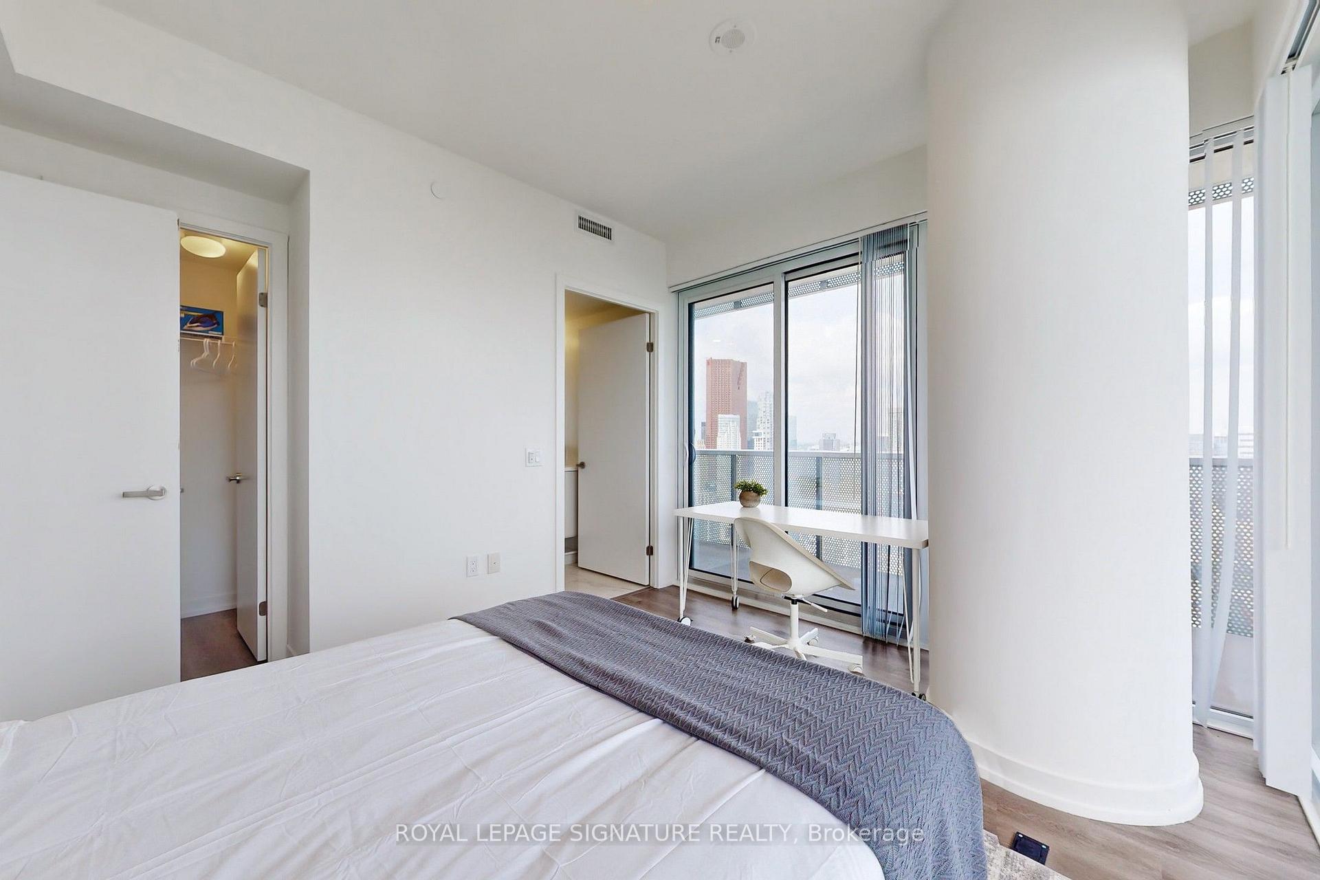 Photo 21 of Unit 5203, 138 Downes Street, Toronto, Waterfront Communities — HOMEH