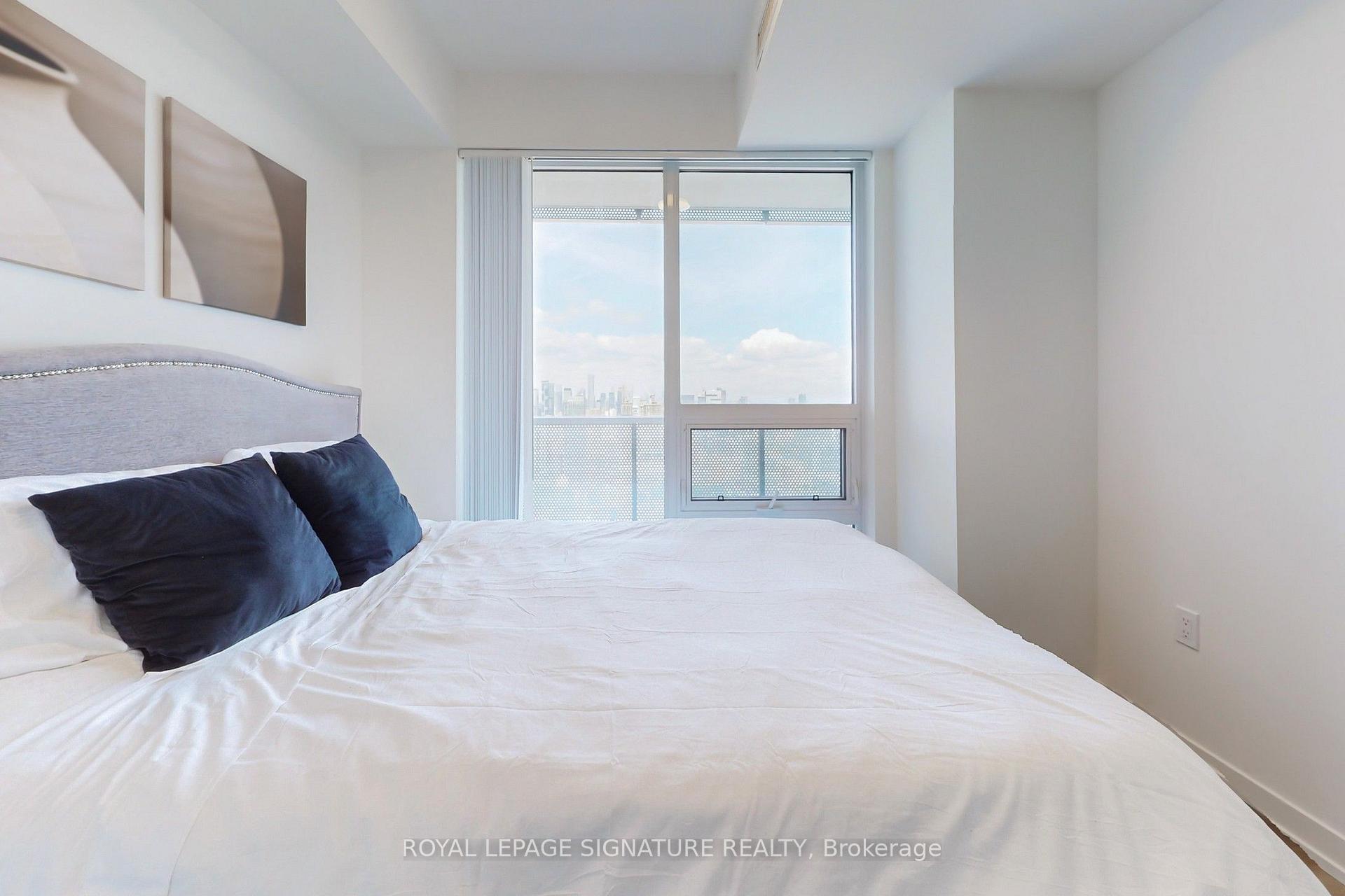 Photo 25 of Unit 5203, 138 Downes Street, Toronto, Waterfront Communities — HOMEH